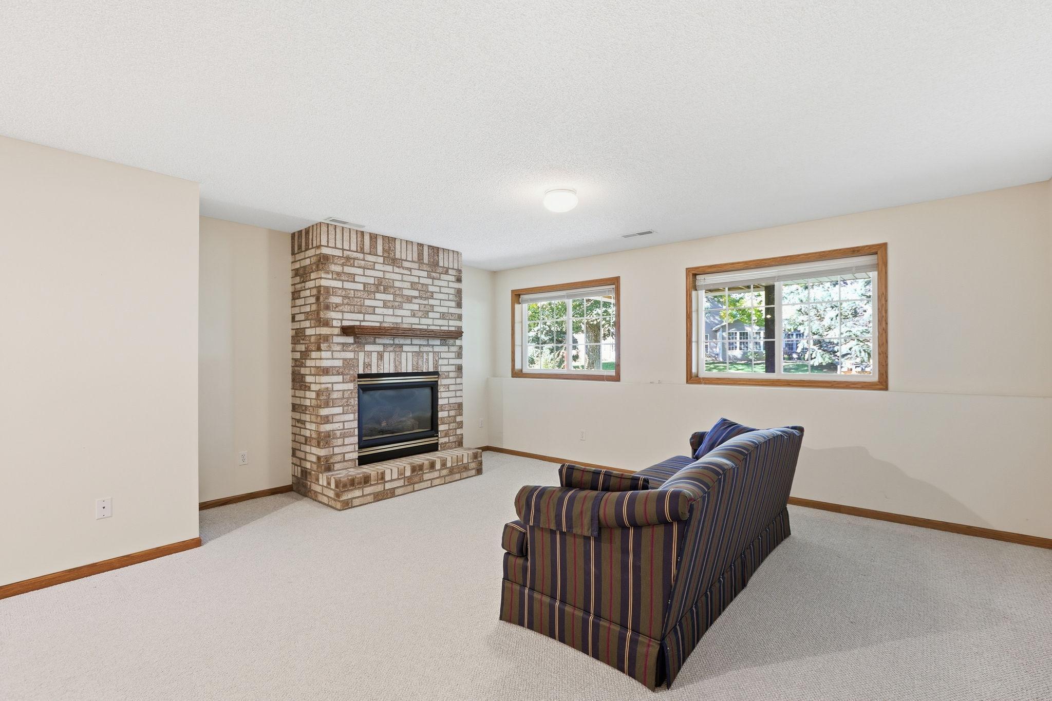 View of Residential at 5758 Willow Lane, Shoreview MN 55126, Shoreview (29 of 55) - Mike Wilen | Minnesota Team Real Estate