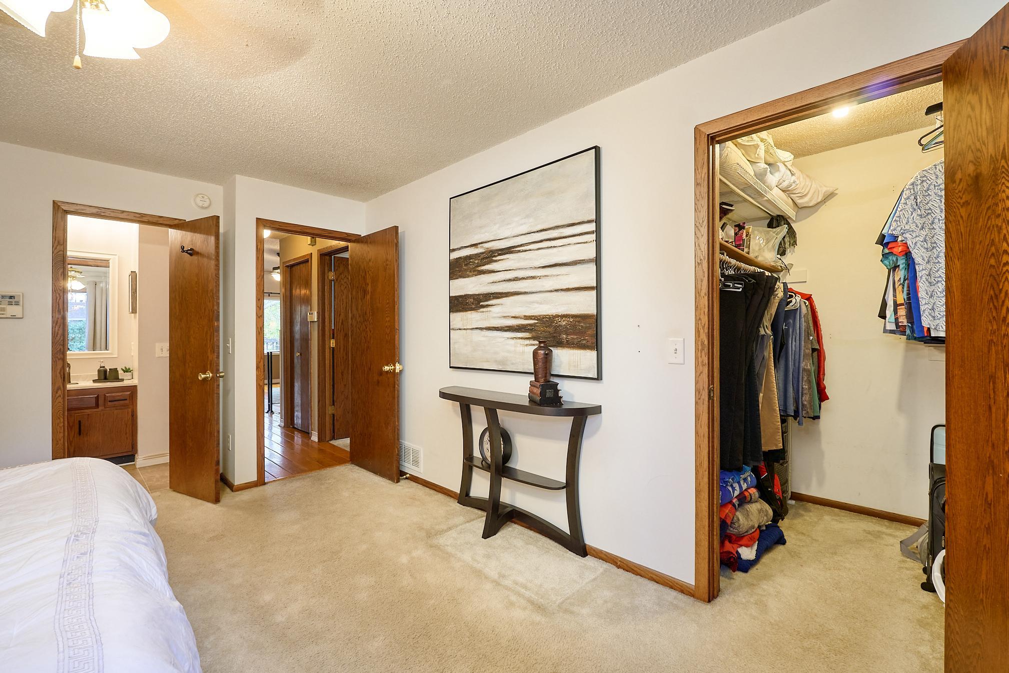 View of Residential at 6342 Whispering Oaks Drive, Eden Prairie MN 55346, Eden Prairie (18 of 47) - Mike Wilen | Minnesota Team Real Estate