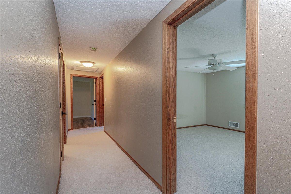 View of Residential at 1331 Willow Circle, Roseville MN 55113, Roseville (32 of 62) - Mike Wilen | Minnesota Team Real Estate