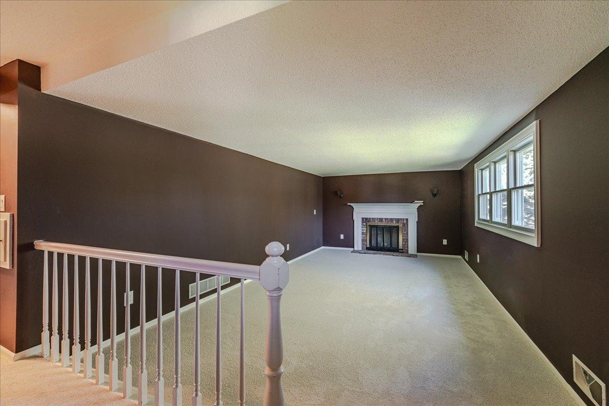 View of Residential at 1331 Willow Circle, Roseville MN 55113, Roseville (33 of 62) - Mike Wilen | Minnesota Team Real Estate