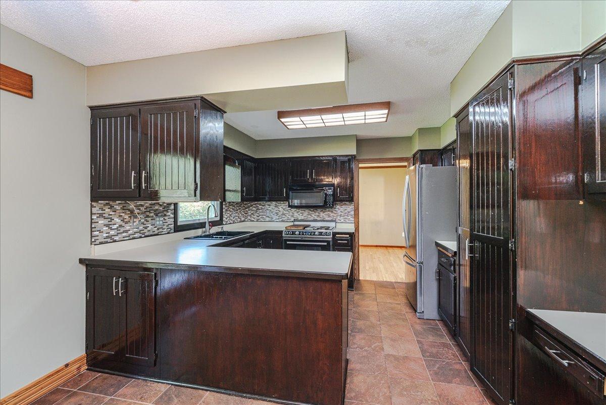 View of Residential at 1331 Willow Circle, Roseville MN 55113, Roseville (19 of 62) - Mike Wilen | Minnesota Team Real Estate