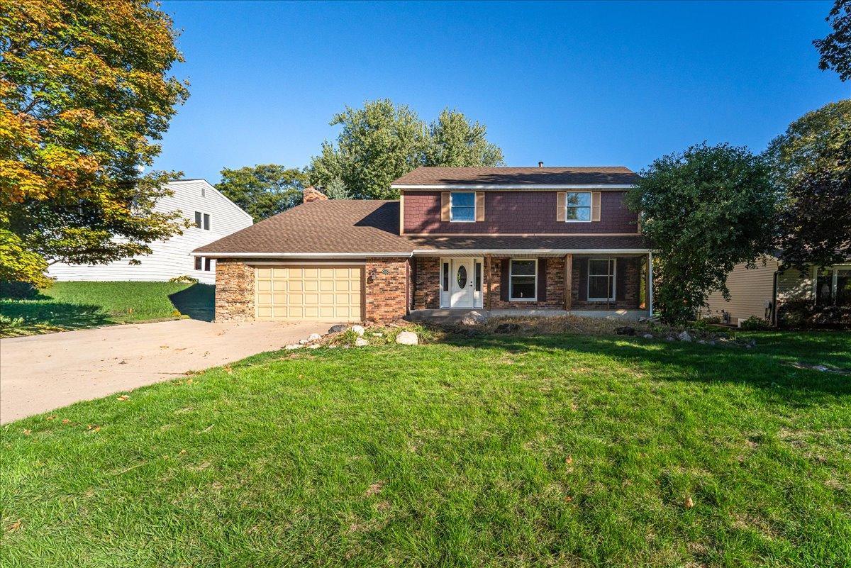 View of Single Family at 1331 Willow Circle, Roseville - Mike Wilen | Minnesota Team Real Estate