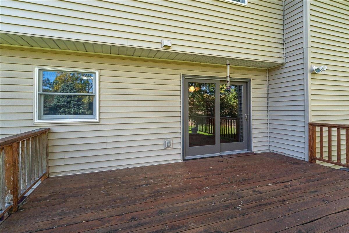 View of Residential at 1331 Willow Circle, Roseville MN 55113, Roseville (28 of 62) - Mike Wilen | Minnesota Team Real Estate