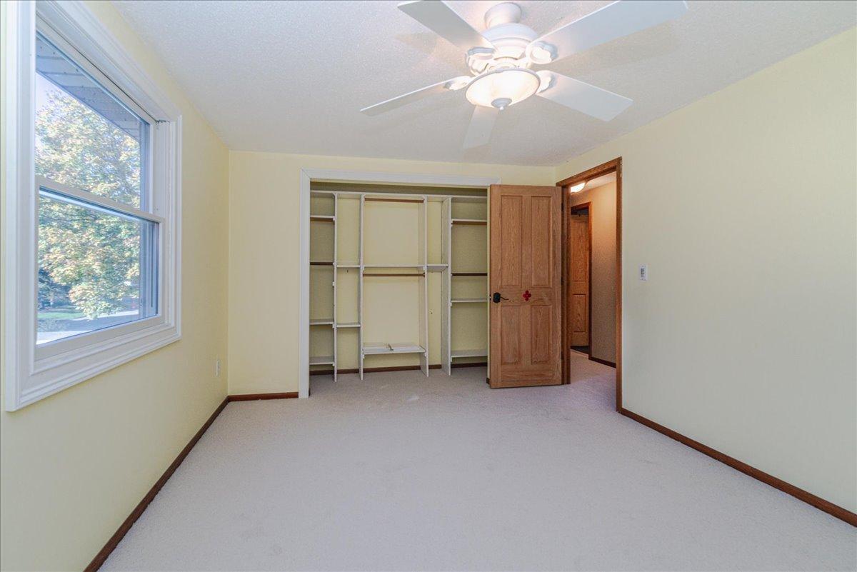 View of Residential at 1331 Willow Circle, Roseville MN 55113, Roseville (44 of 62) - Mike Wilen | Minnesota Team Real Estate