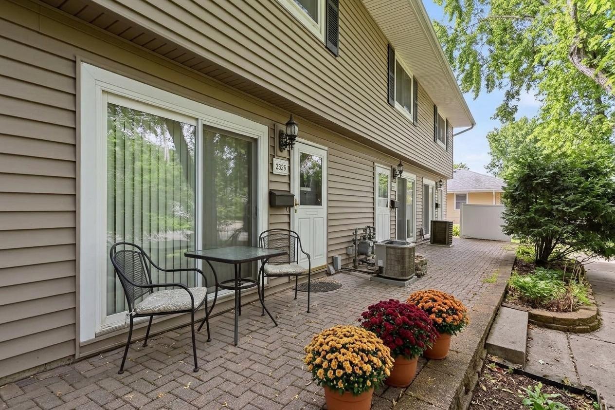 View of Residential at 2325 Hampshire Avenue, Saint Louis Park MN 55426, Saint Louis Park (2 of 28) - Mike Wilen | Minnesota Team Real Estate