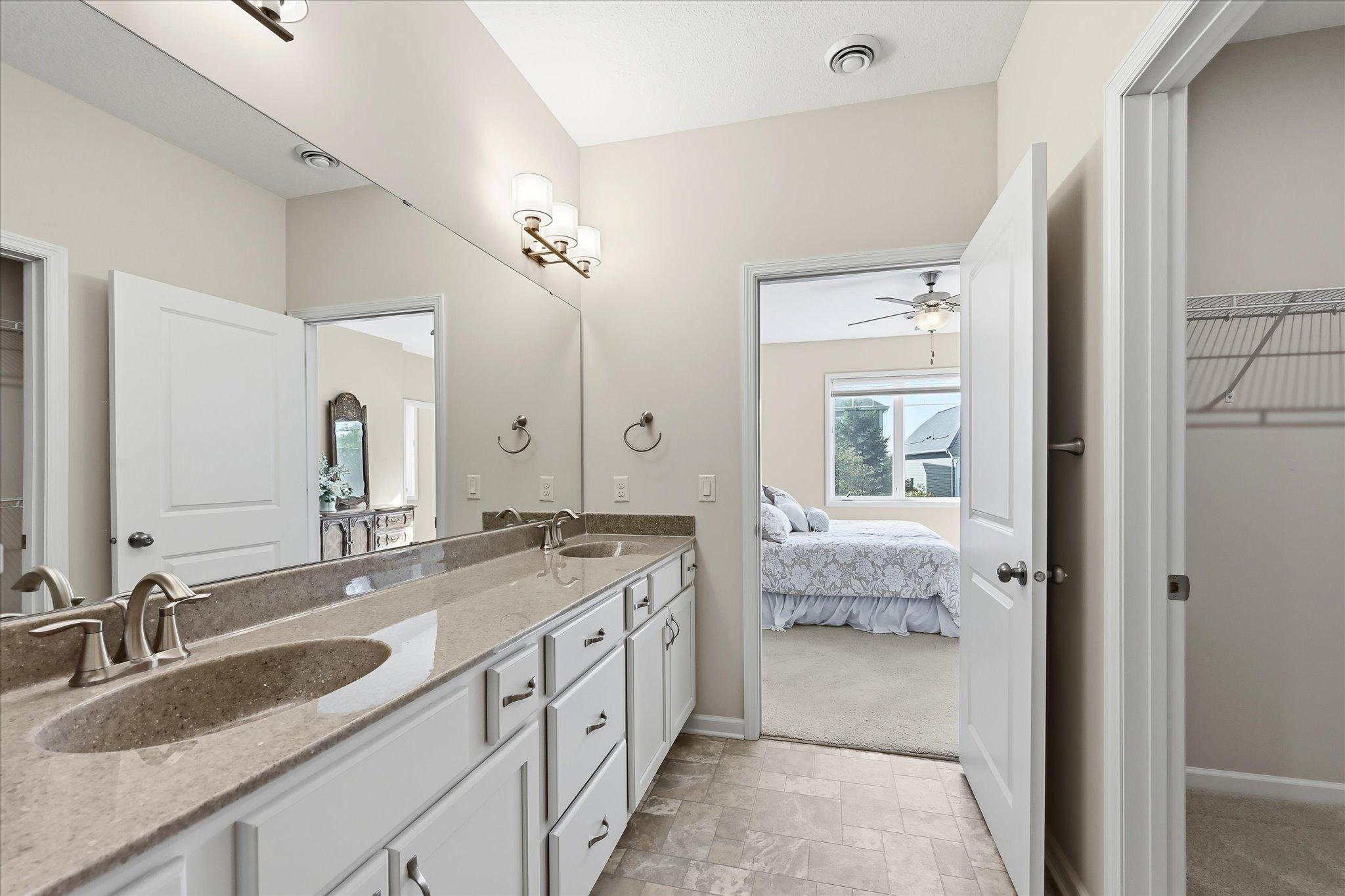 View of Residential at 8773 Irving Boulevard, Lake Elmo MN 55042, Lake Elmo (19 of 27) - Mike Wilen | Minnesota Team Real Estate
