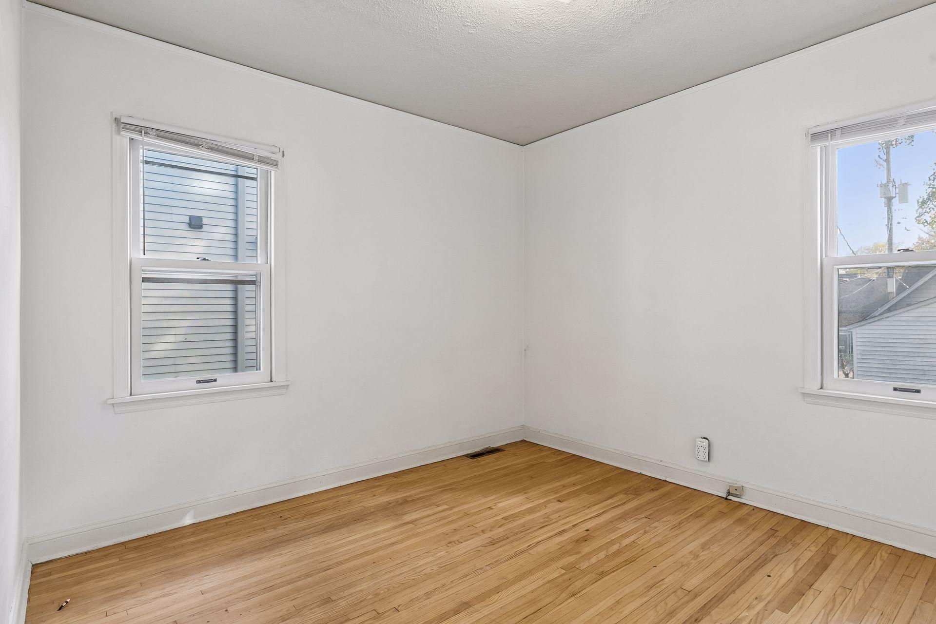 View of Residential at 2036 Iglehart Avenue, Saint Paul MN 55104, Saint Paul (14 of 38) - Mike Wilen | Minnesota Team Real Estate