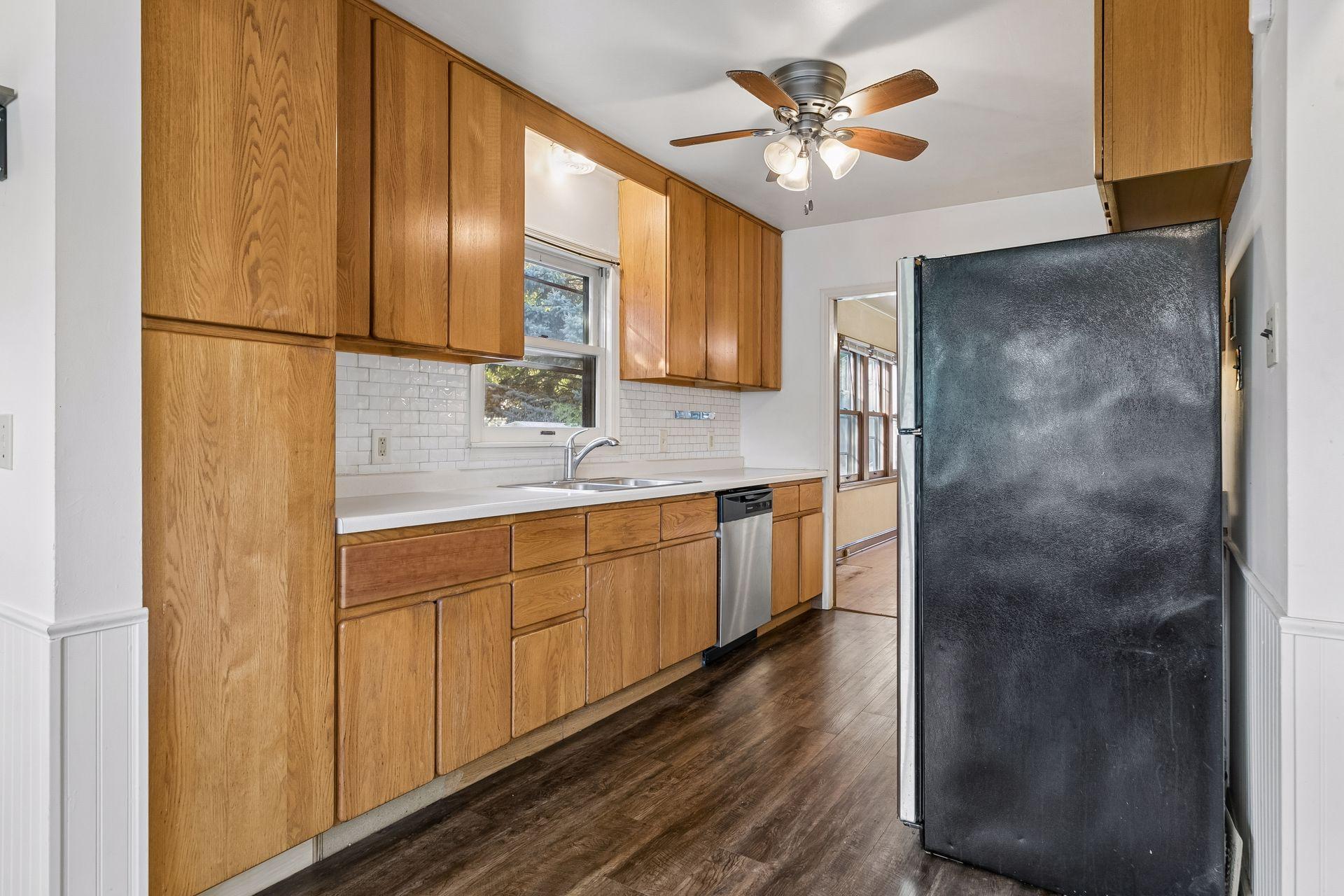 View of Residential at 2036 Iglehart Avenue, Saint Paul MN 55104, Saint Paul (8 of 38) - Mike Wilen | Minnesota Team Real Estate