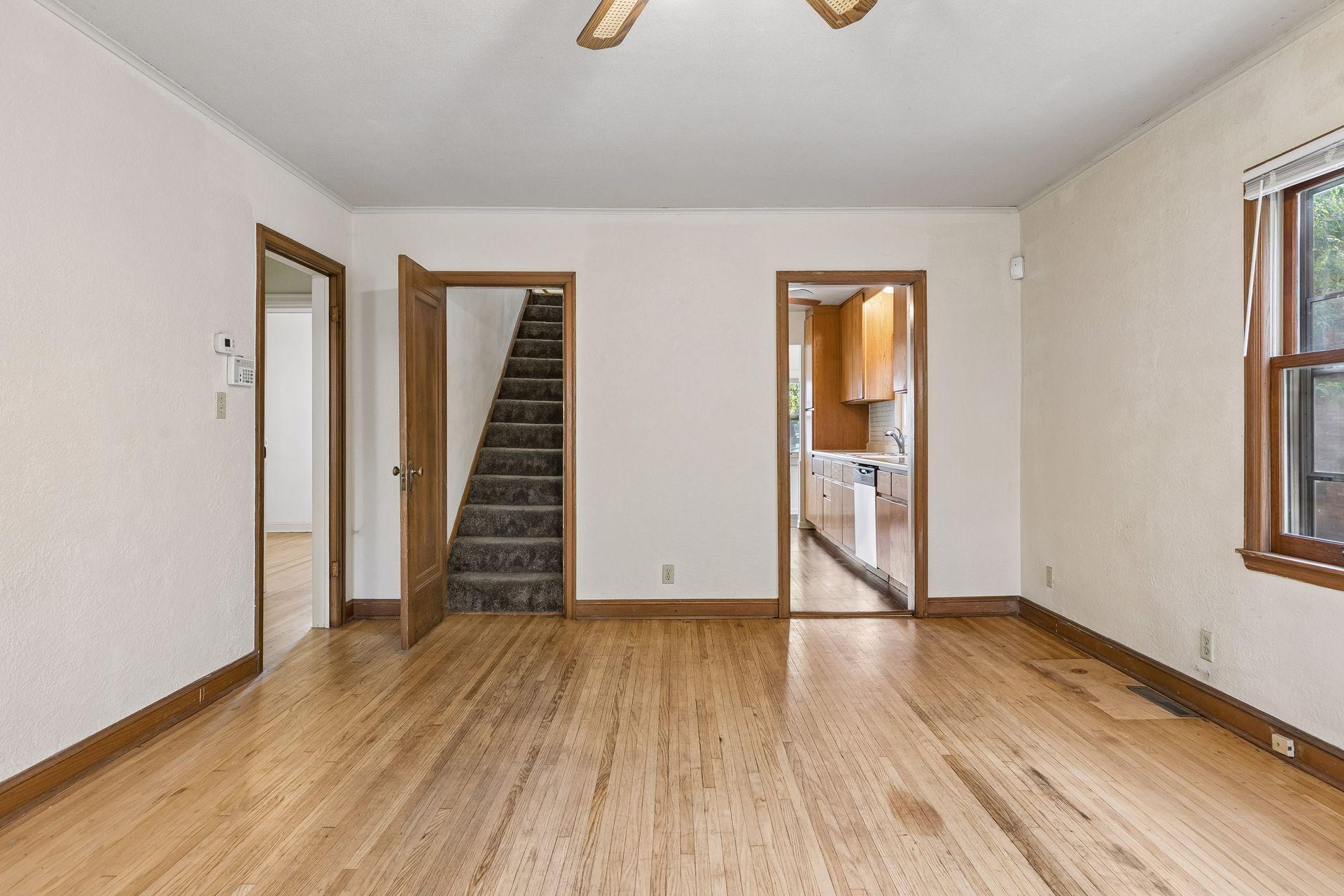 View of Residential at 2036 Iglehart Avenue, Saint Paul MN 55104, Saint Paul (6 of 38) - Mike Wilen | Minnesota Team Real Estate