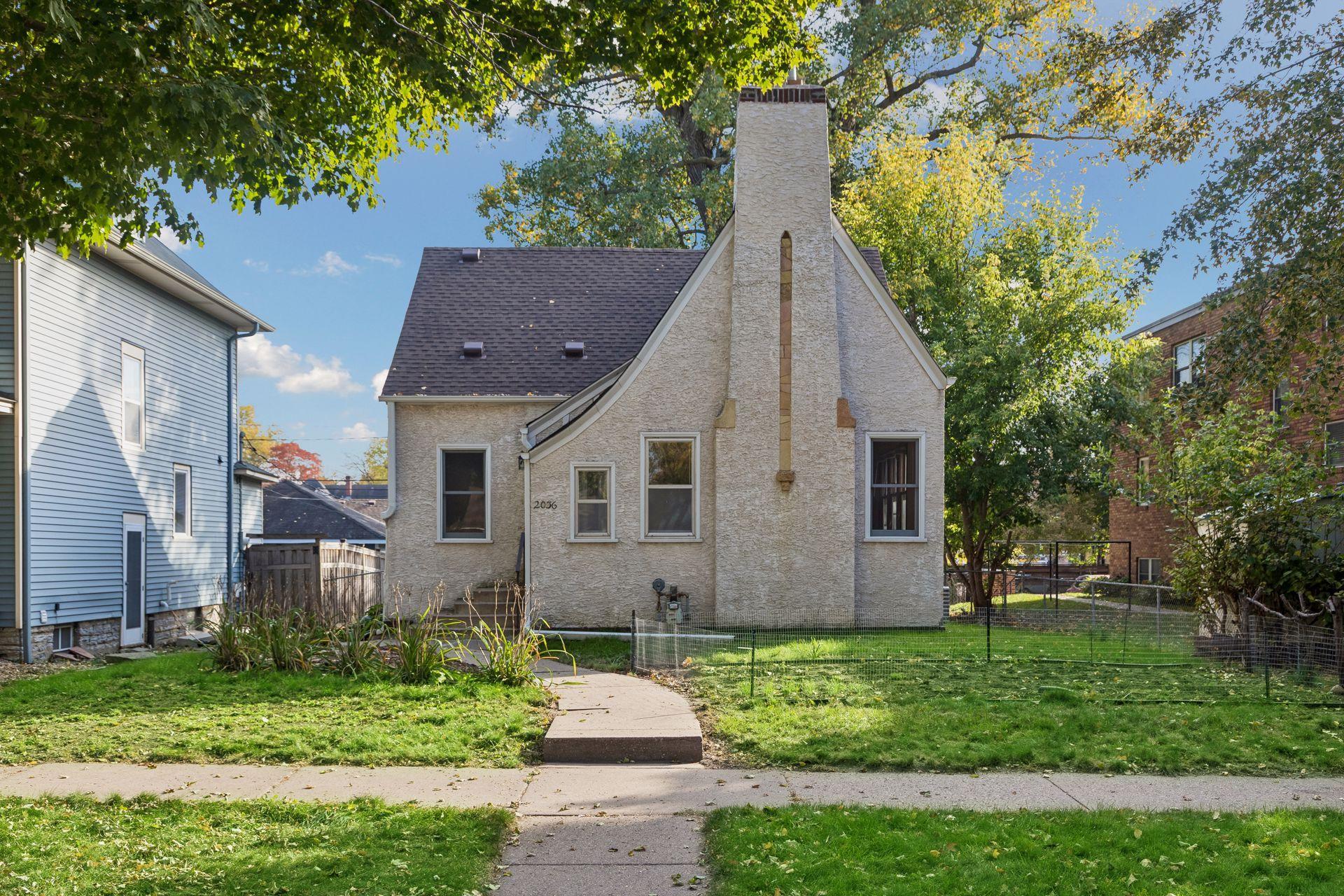 View of Single Family at 2036 Iglehart Avenue, Saint Paul - Mike Wilen | Minnesota Team Real Estate