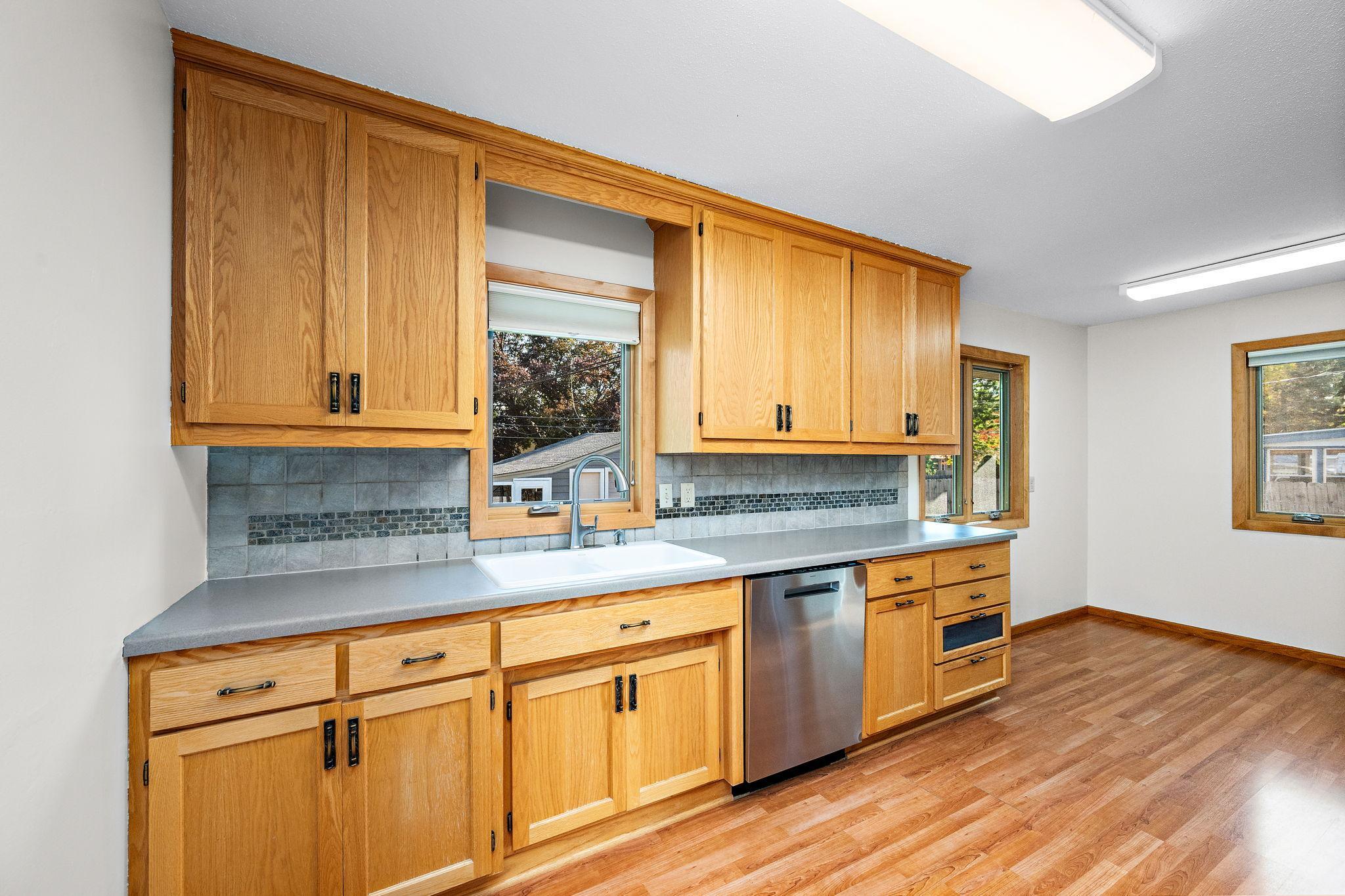 View of Residential at 6056 Sumter Avenue, New Hope MN 55428, New Hope (5 of 29) - Mike Wilen | Minnesota Team Real Estate