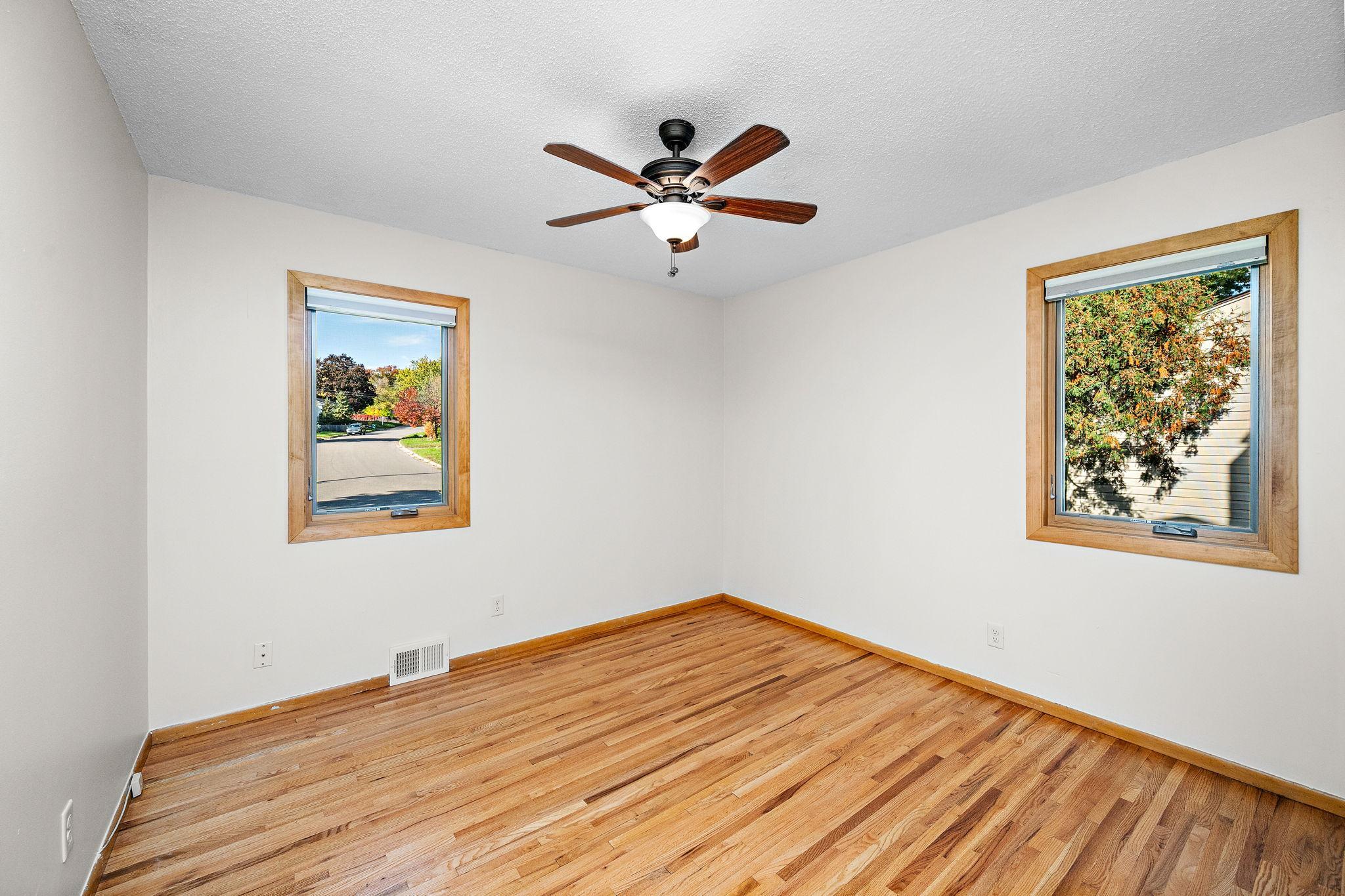 View of Residential at 6056 Sumter Avenue, New Hope MN 55428, New Hope (17 of 29) - Mike Wilen | Minnesota Team Real Estate
