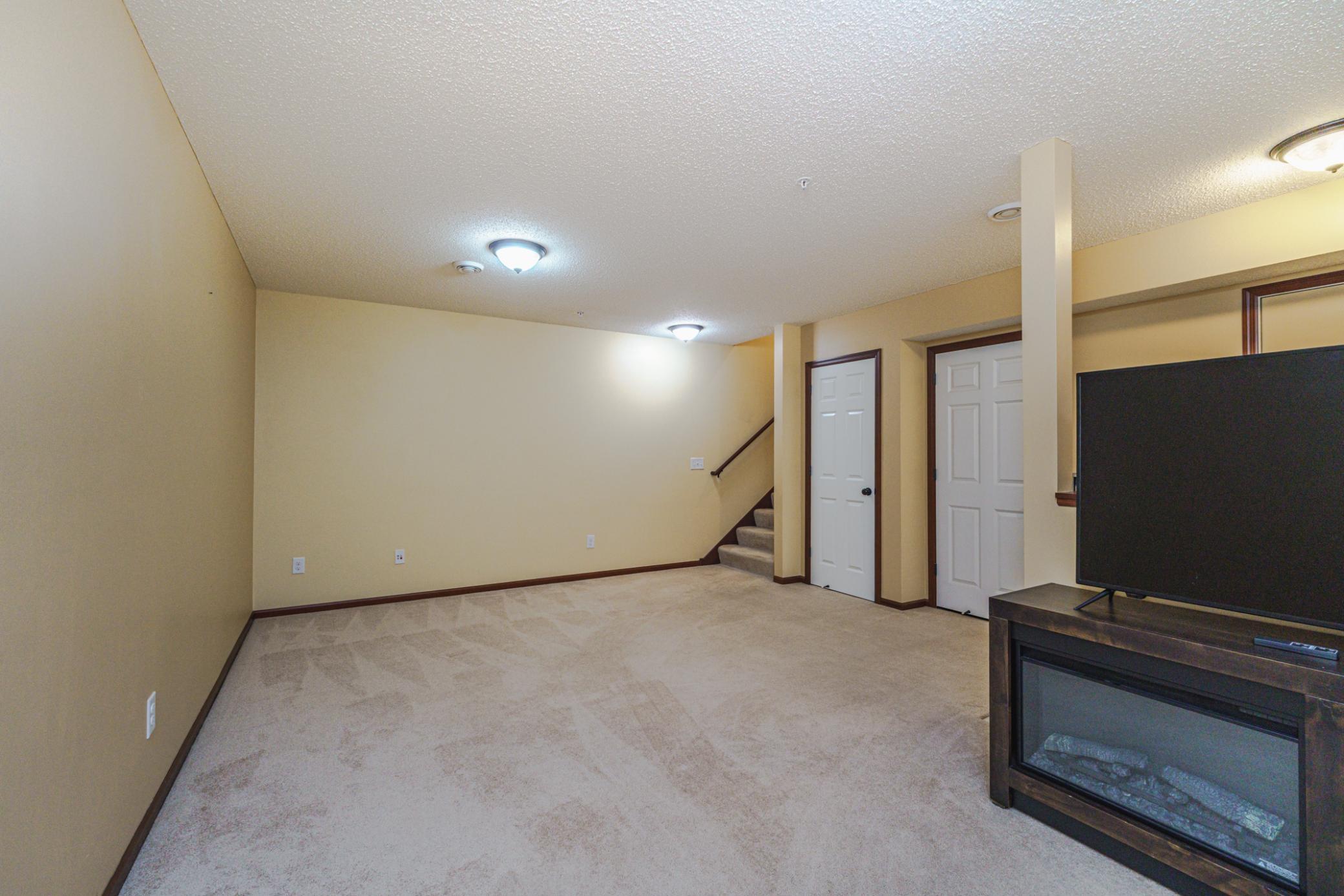 View of Residential at 13231 Virginia Avenue, Savage MN 55378, Savage (29 of 34) - Mike Wilen | Minnesota Team Real Estate