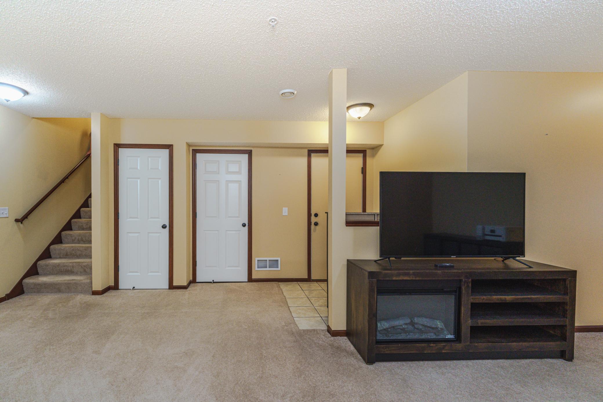 View of Residential at 13231 Virginia Avenue, Savage MN 55378, Savage (28 of 34) - Mike Wilen | Minnesota Team Real Estate