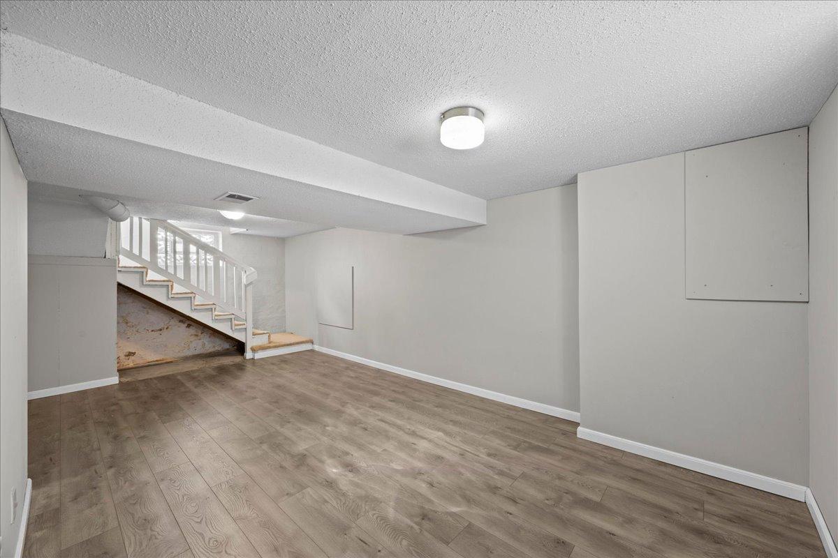 View of Residential at 2908 32nd Avenue, Minneapolis MN 55406, Minneapolis (38 of 45) - Mike Wilen | Minnesota Team Real Estate