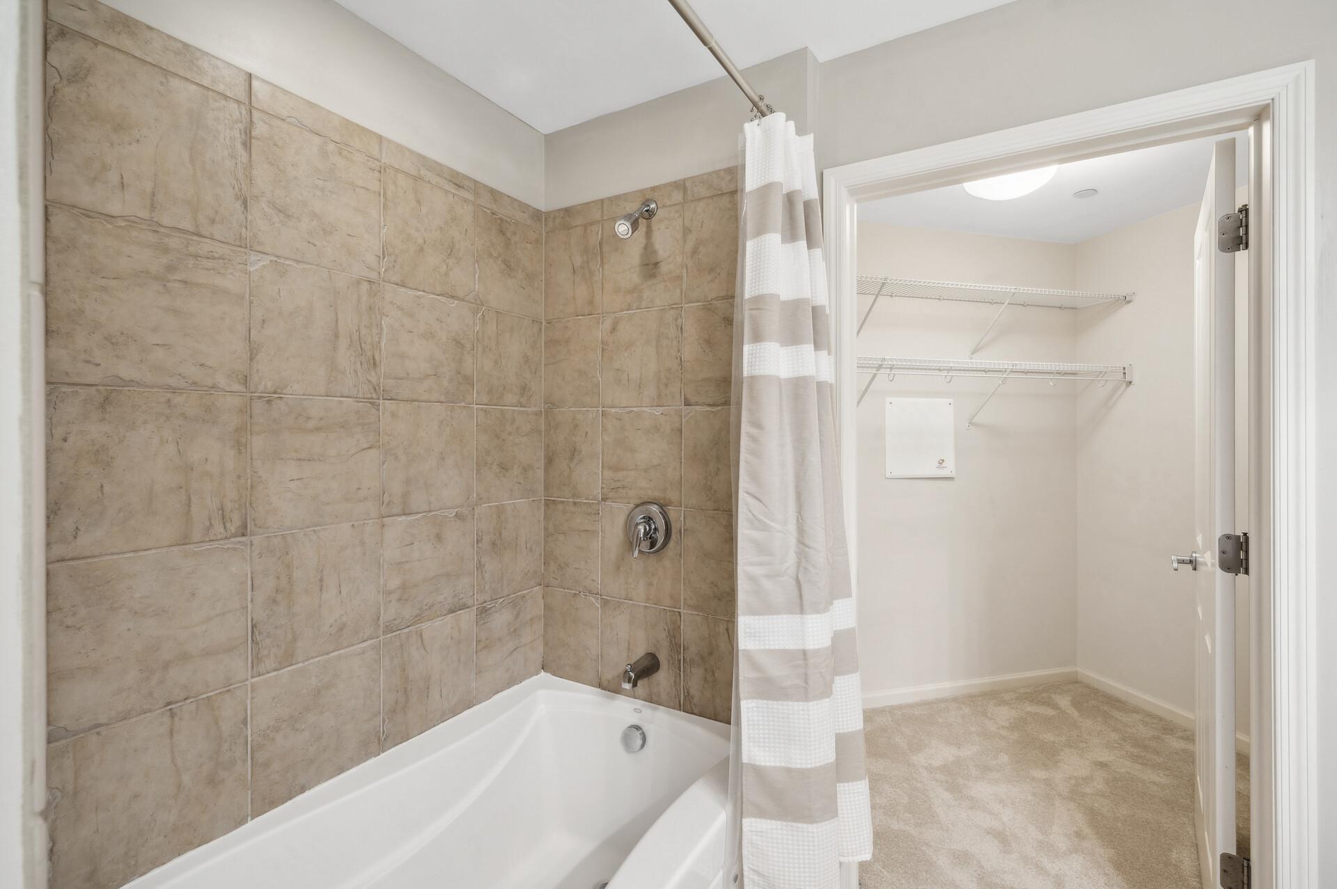 View of Residential at 500 Grant Street #1609, Minneapolis MN 55404, Minneapolis (30 of 49) - Mike Wilen | Minnesota Team Real Estate