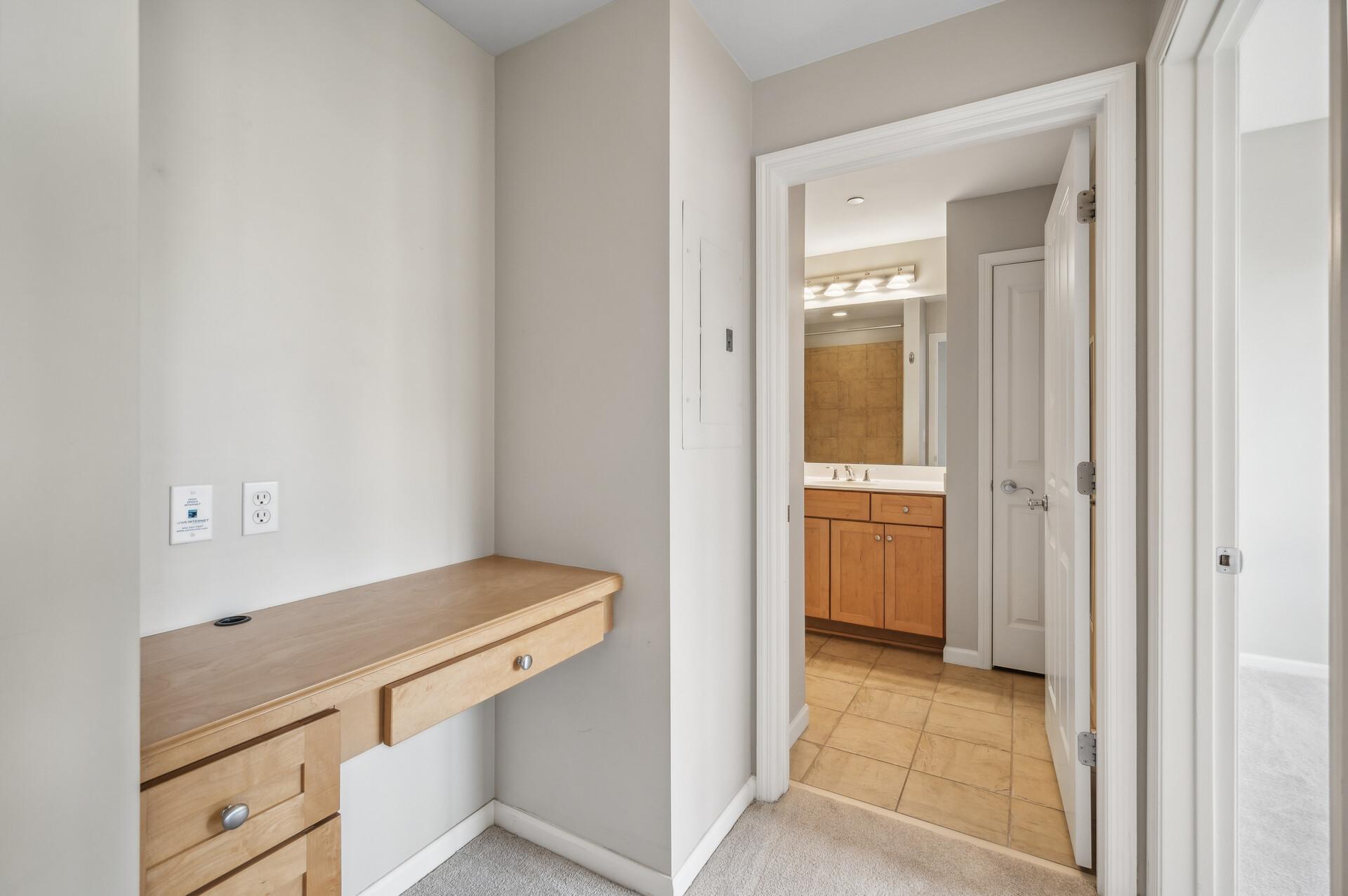 View of Residential at 500 Grant Street #1609, Minneapolis MN 55404, Minneapolis (21 of 49) - Mike Wilen | Minnesota Team Real Estate