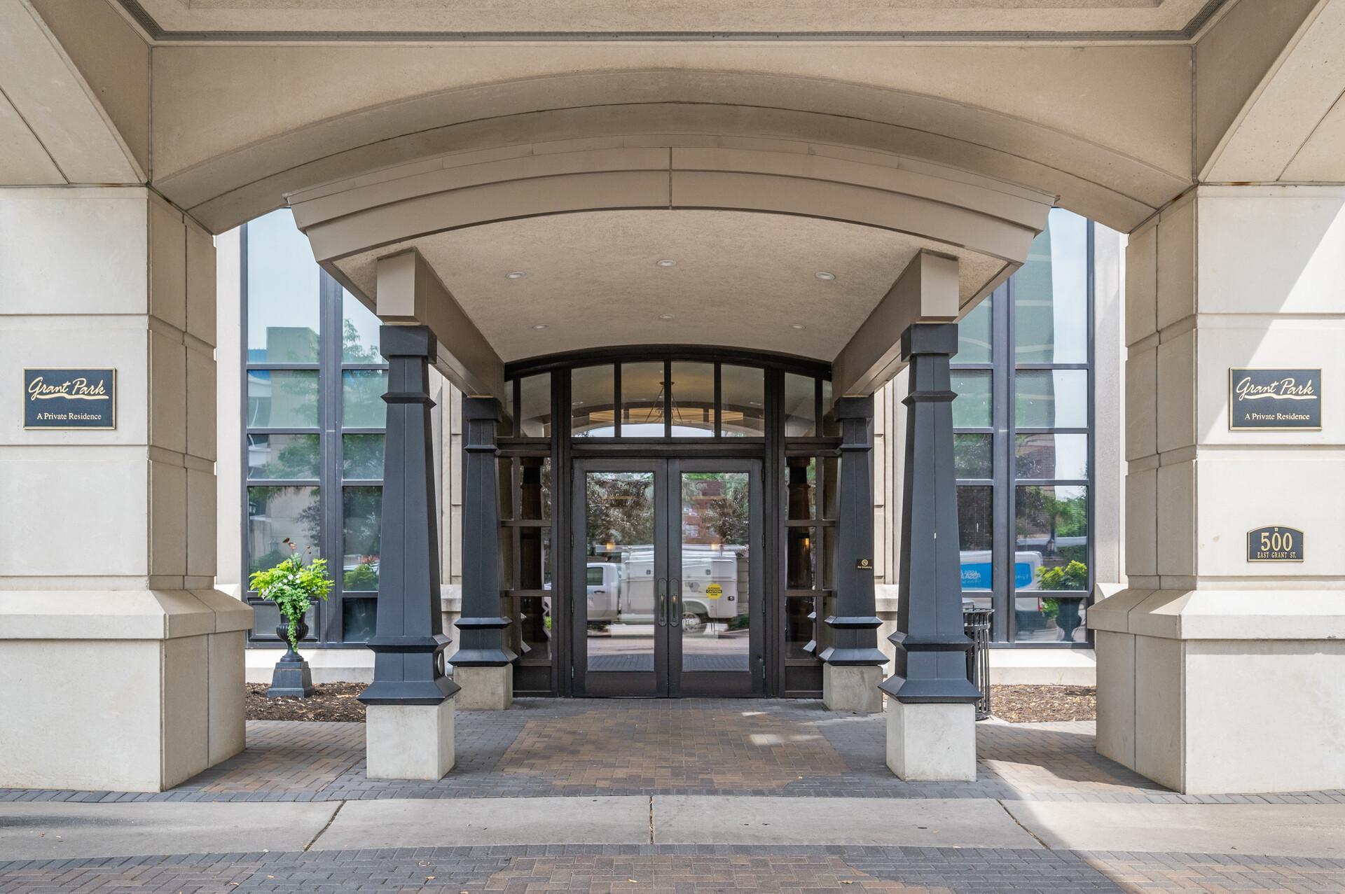 View of Residential at 500 Grant Street #1609, Minneapolis MN 55404, Minneapolis (2 of 49) - Mike Wilen | Minnesota Team Real Estate