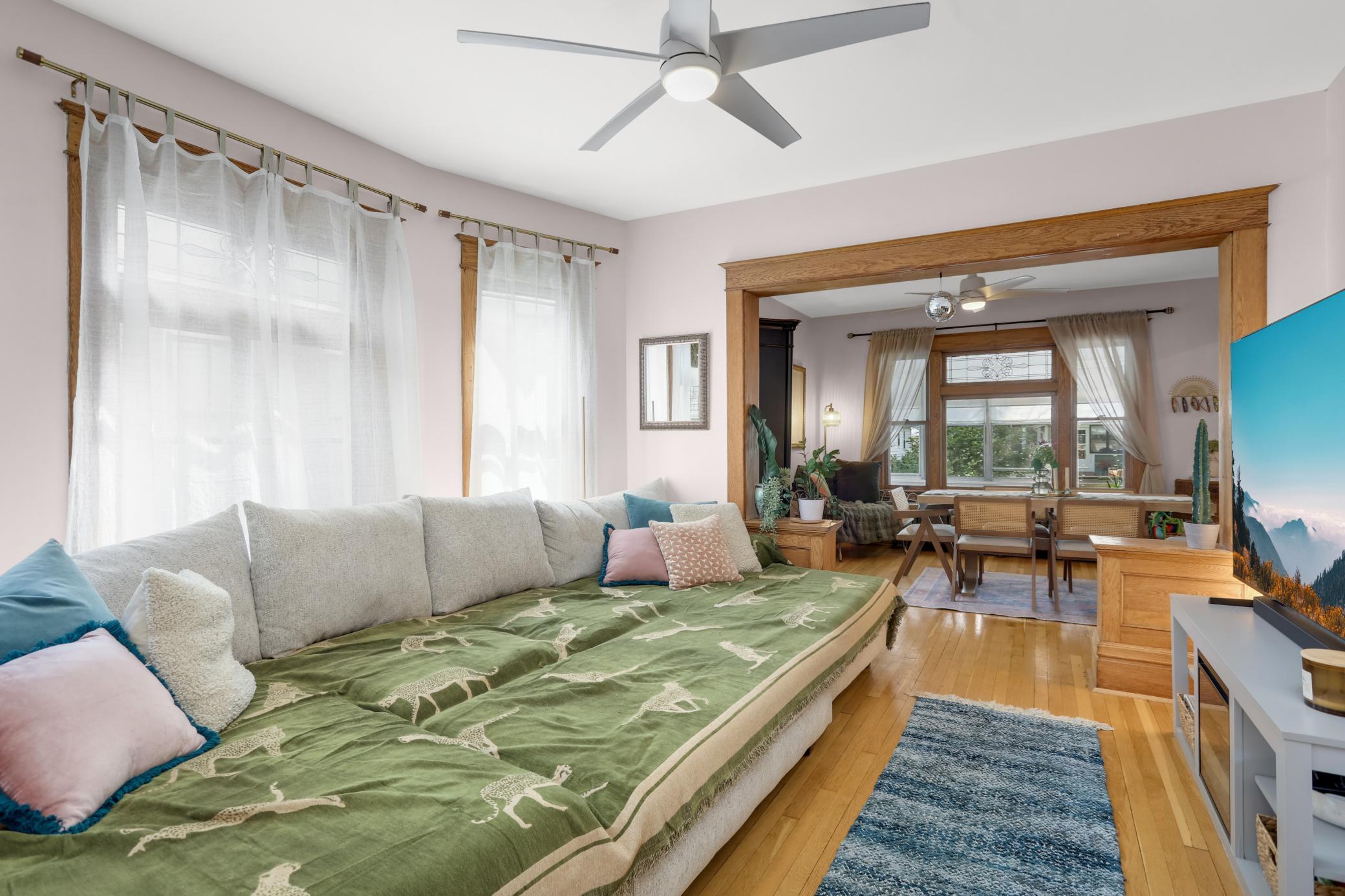 View of Residential at 823 Armstrong Avenue, Saint Paul MN 55102, Saint Paul (9 of 39) - Mike Wilen | Minnesota Team Real Estate