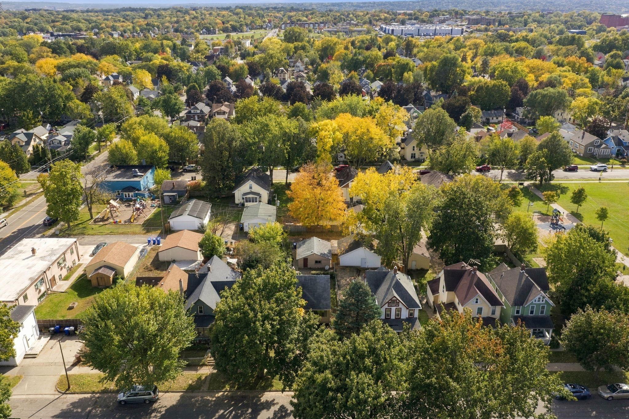 View of Residential at 920 Magnolia Avenue, Saint Paul MN 55106, Saint Paul (24 of 28) - Mike Wilen | Minnesota Team Real Estate