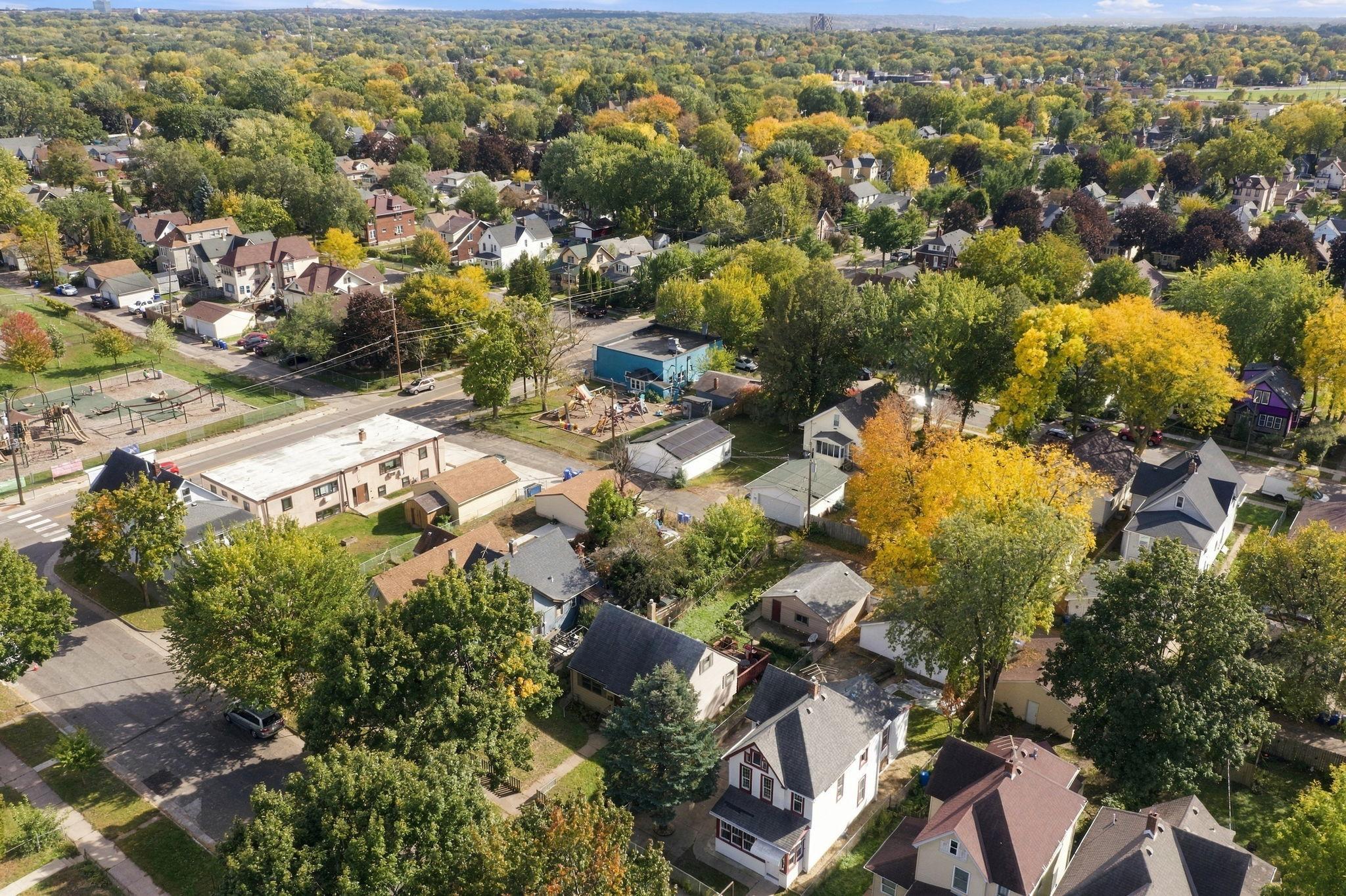 View of Residential at 920 Magnolia Avenue, Saint Paul MN 55106, Saint Paul (2 of 28) - Mike Wilen | Minnesota Team Real Estate