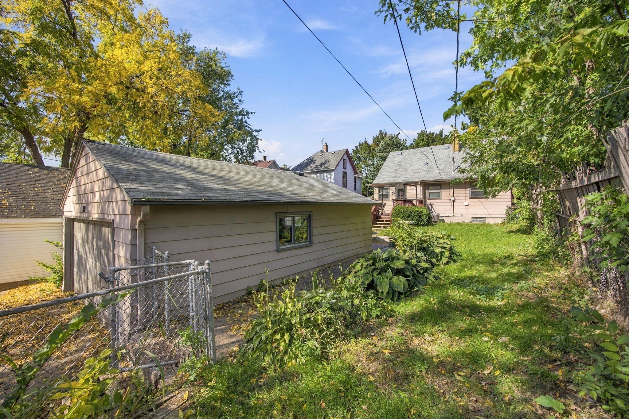 View of Residential at 920 Magnolia Avenue, Saint Paul MN 55106, Saint Paul (20 of 28) - Mike Wilen | Minnesota Team Real Estate