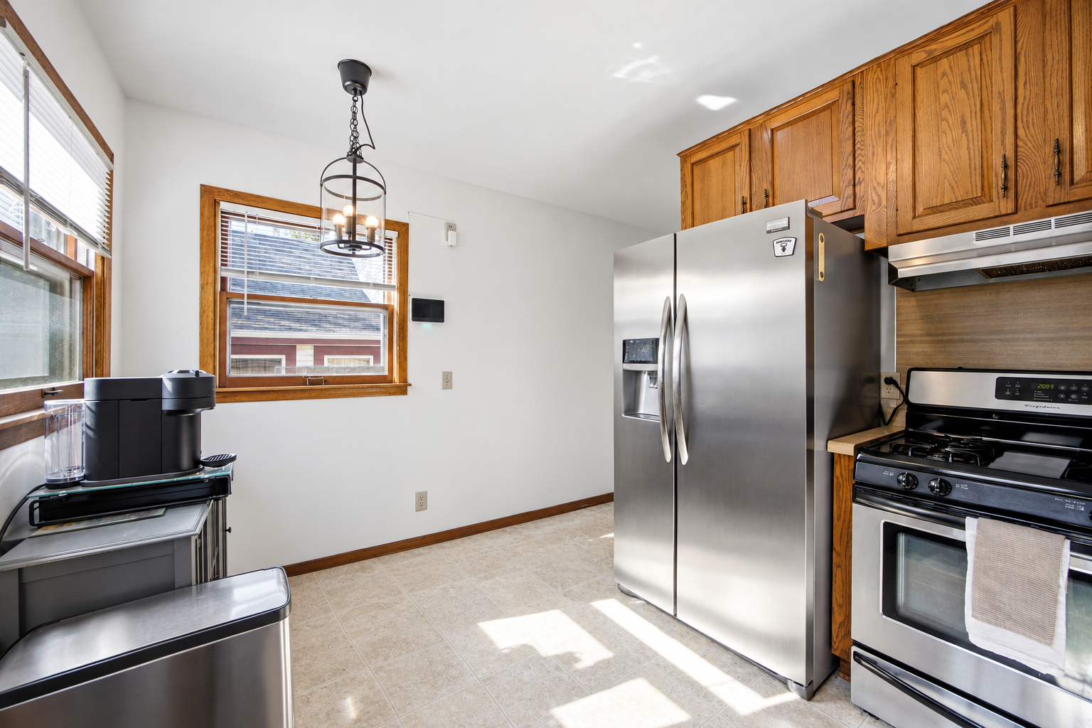 View of Residential at 920 Magnolia Avenue, Saint Paul MN 55106, Saint Paul (12 of 28) - Mike Wilen | Minnesota Team Real Estate
