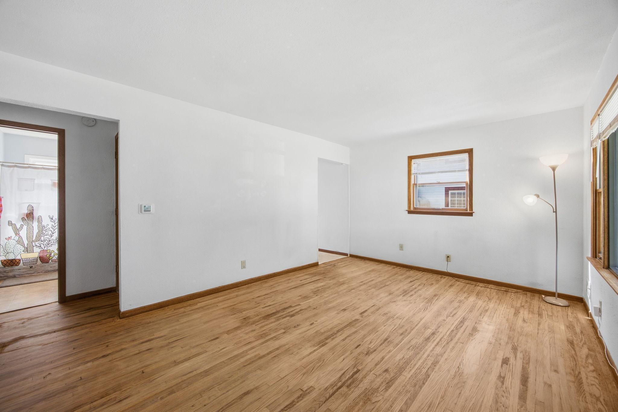 View of Residential at 920 Magnolia Avenue, Saint Paul MN 55106, Saint Paul (5 of 28) - Mike Wilen | Minnesota Team Real Estate