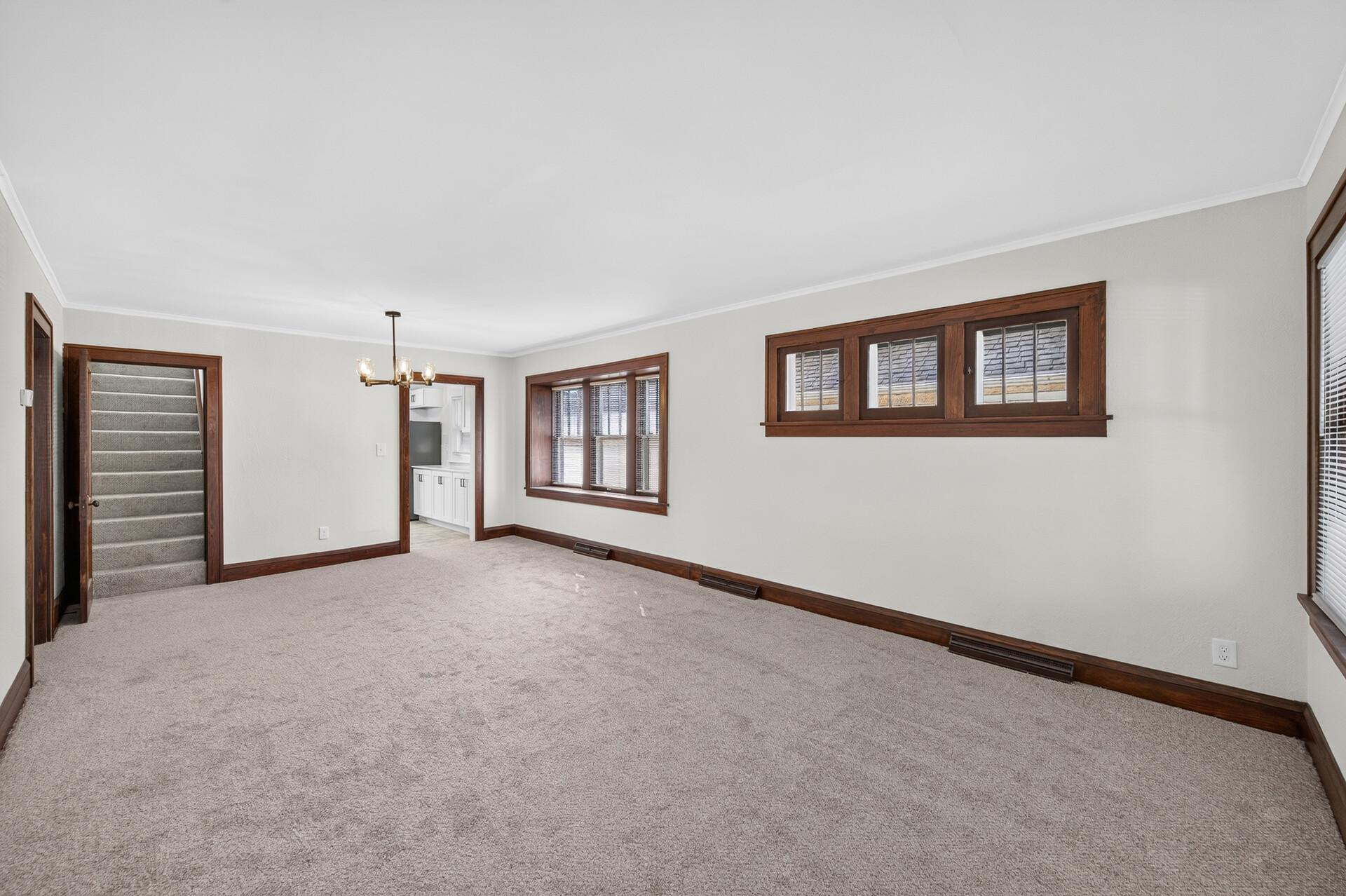 View of Residential at 1190 Magnolia Avenue, Saint Paul MN 55106, Saint Paul (5 of 23) - Mike Wilen | Minnesota Team Real Estate