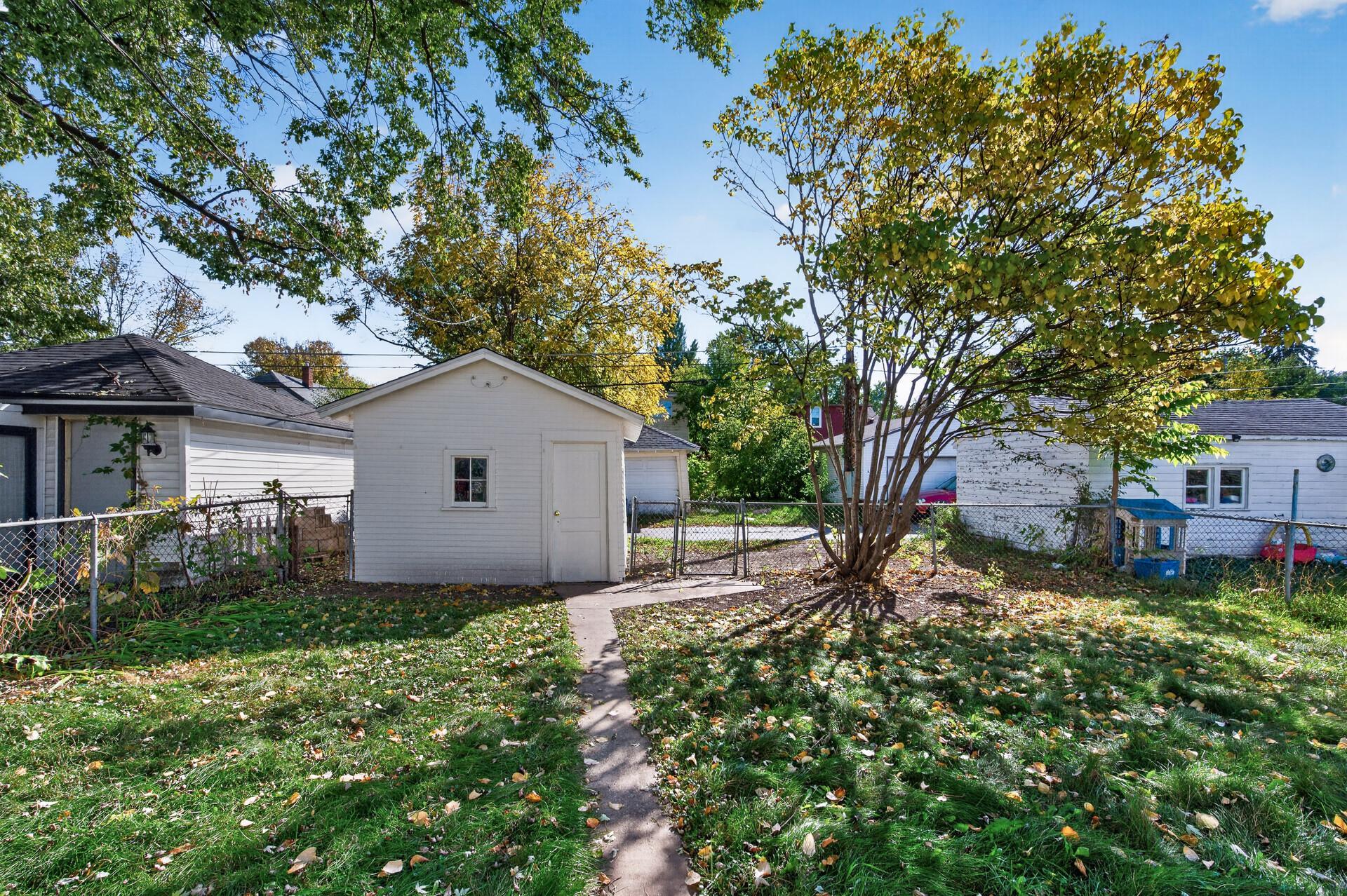 View of Residential at 1190 Magnolia Avenue, Saint Paul MN 55106, Saint Paul (22 of 23) - Mike Wilen | Minnesota Team Real Estate