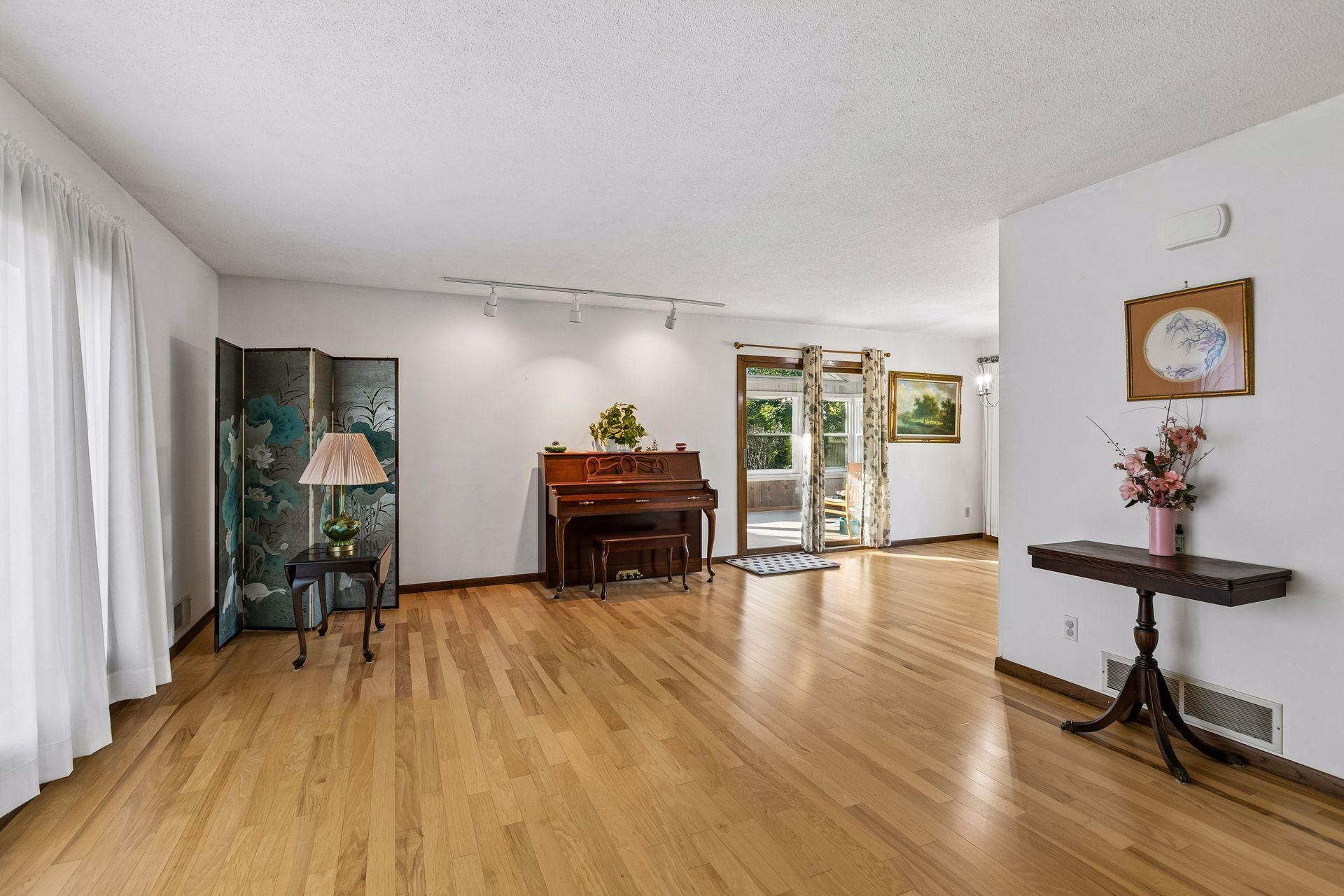 View of Residential at 2825 Norwood Lane, Plymouth MN 55441, Plymouth (10 of 58) - Mike Wilen | Minnesota Team Real Estate