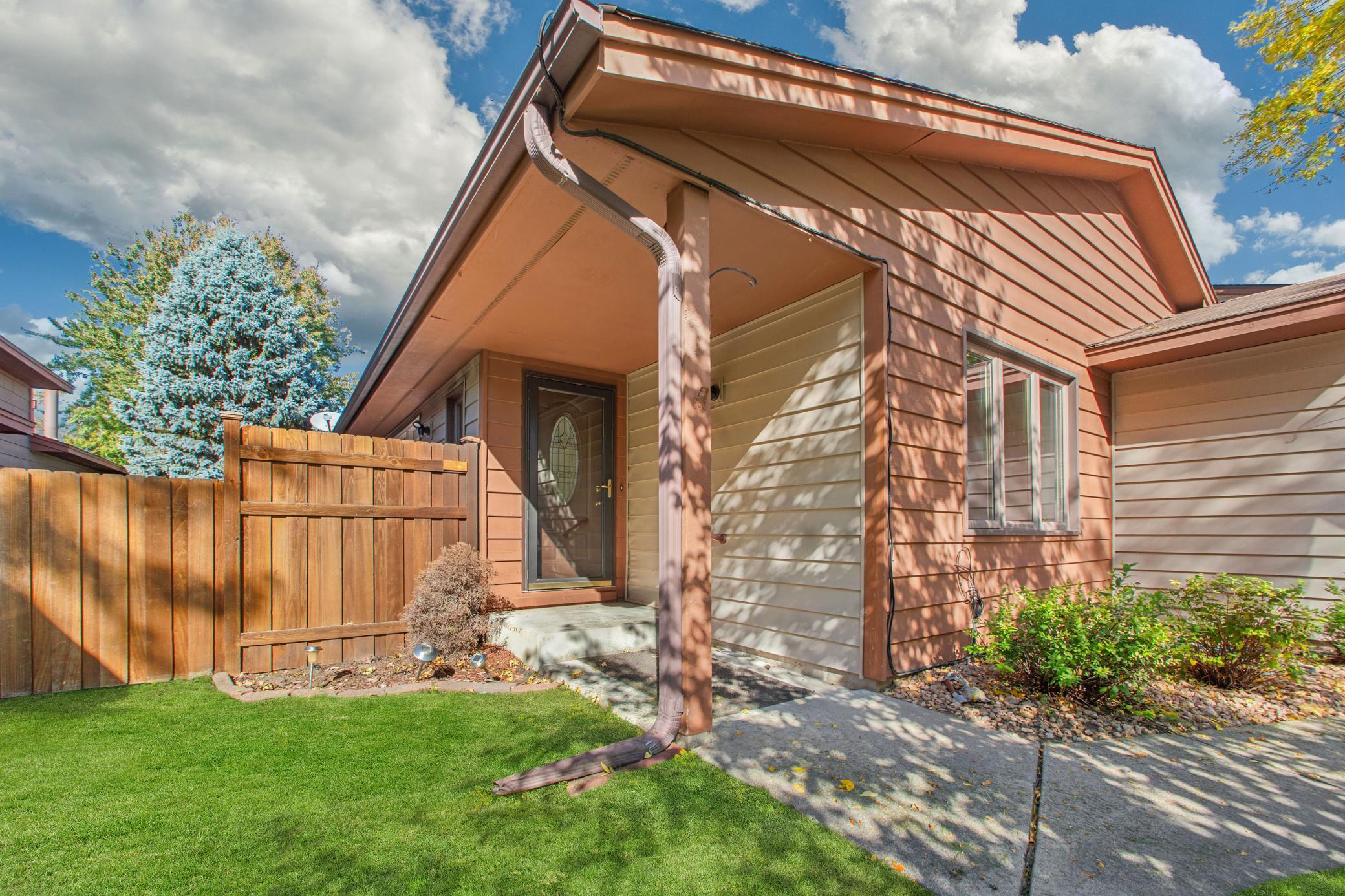 View of Residential at 5347 Emerald Way, Apple Valley MN 55124, Apple Valley (2 of 36) - Mike Wilen | Minnesota Team Real Estate