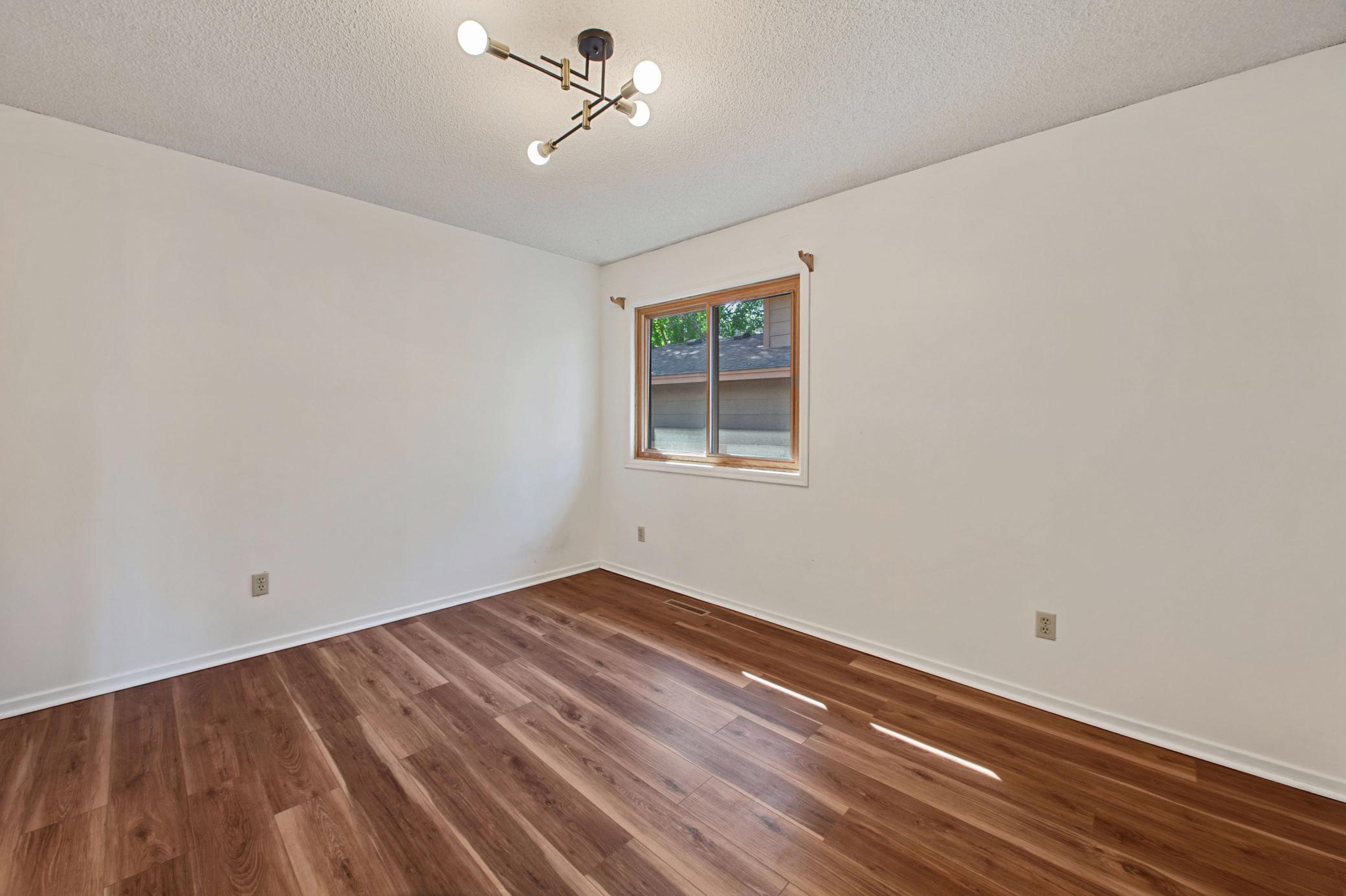 View of Residential at 5347 Emerald Way, Apple Valley MN 55124, Apple Valley (23 of 36) - Mike Wilen | Minnesota Team Real Estate