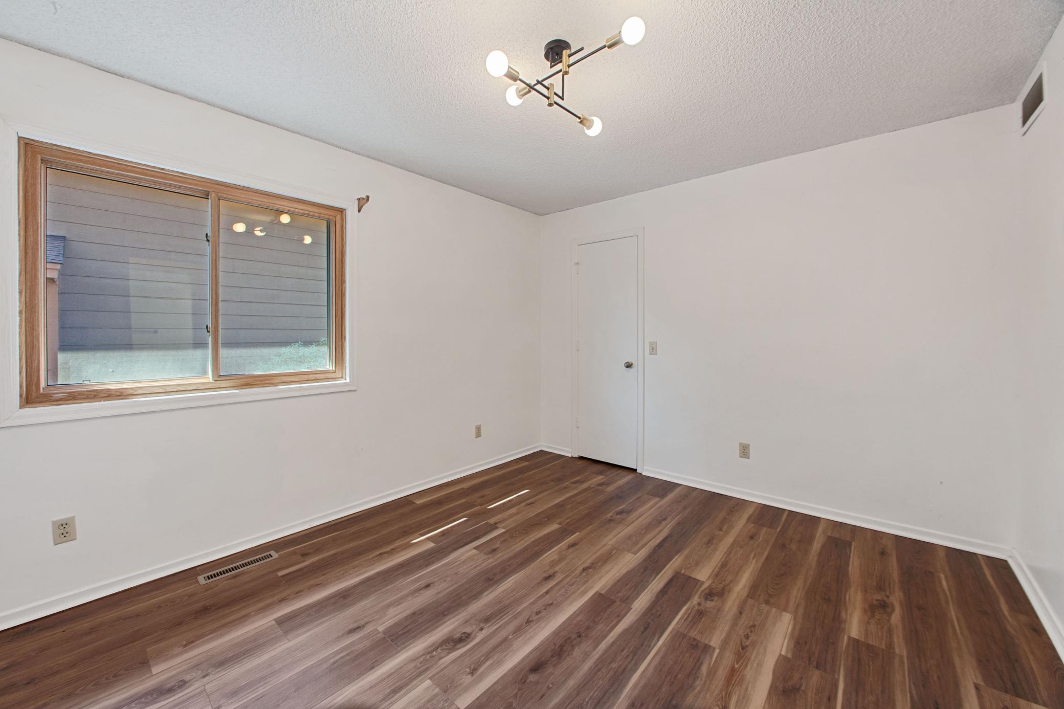 View of Residential at 5347 Emerald Way, Apple Valley MN 55124, Apple Valley (22 of 36) - Mike Wilen | Minnesota Team Real Estate