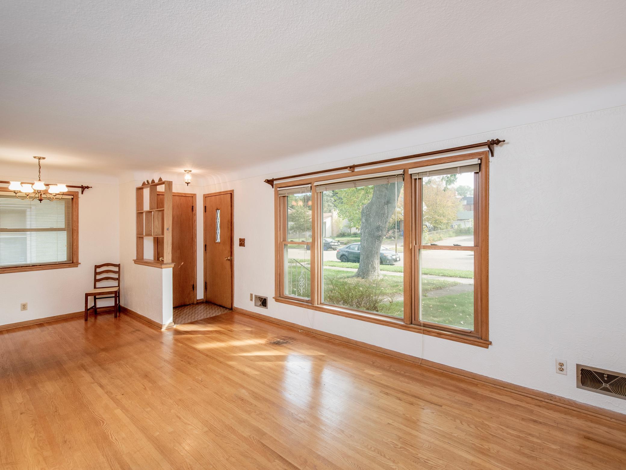 View of Residential at 1595 Chamber Street, Saint Paul MN 55106, Saint Paul (8 of 44) - Mike Wilen | Minnesota Team Real Estate
