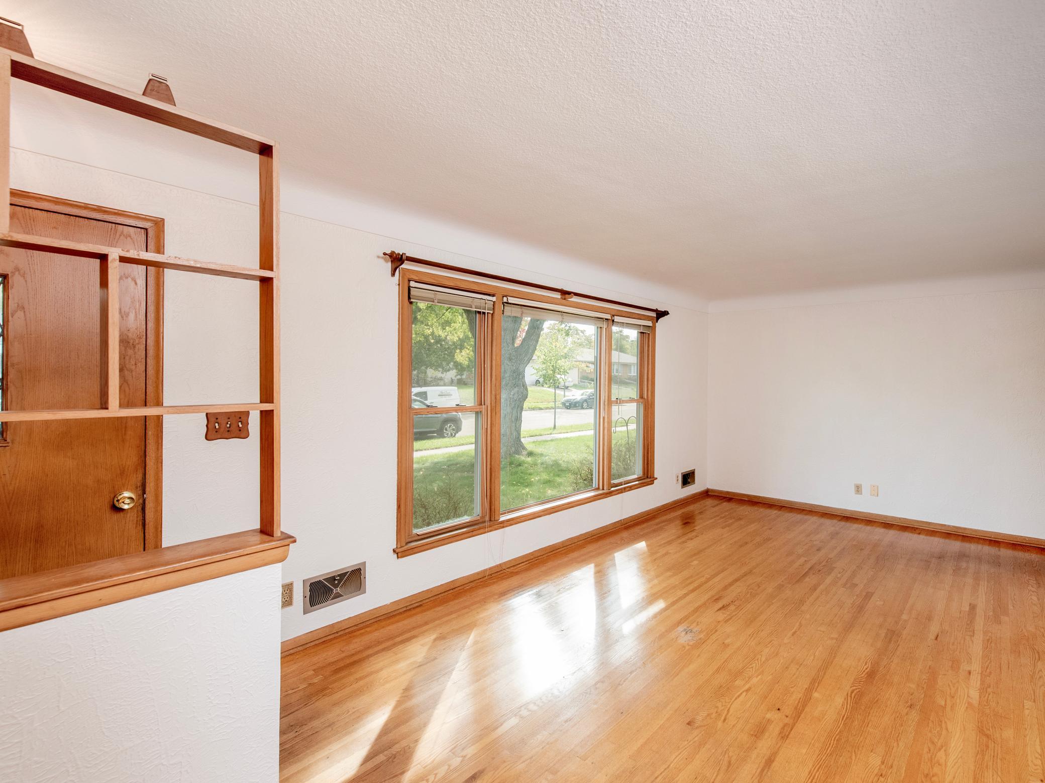 View of Residential at 1595 Chamber Street, Saint Paul MN 55106, Saint Paul (5 of 44) - Mike Wilen | Minnesota Team Real Estate