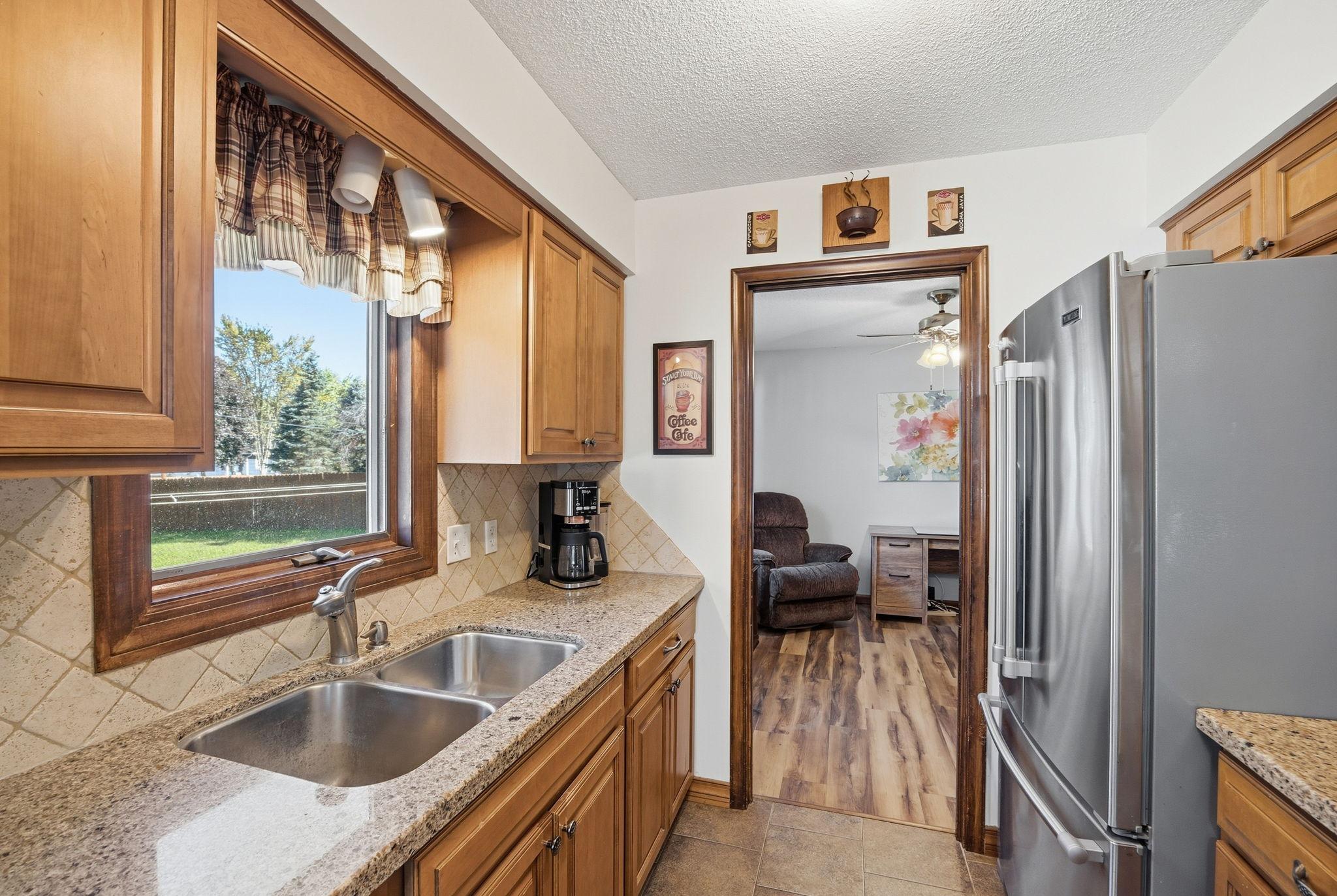 View of Residential at 7208 Hartkopf Lane, Brooklyn Park MN 55428, Brooklyn Park (7 of 21) - Mike Wilen | Minnesota Team Real Estate