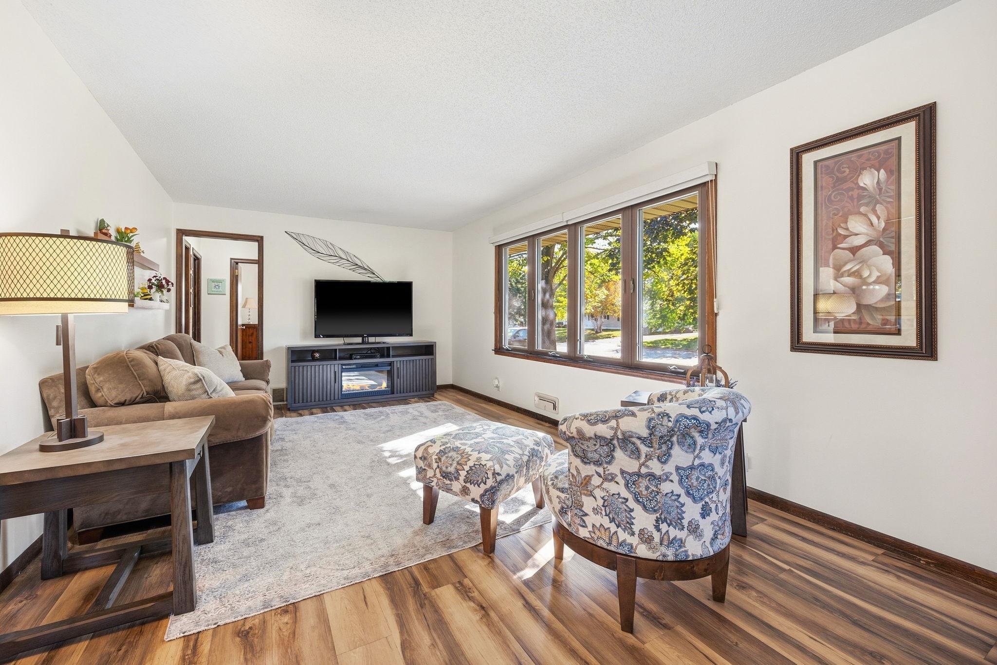 View of Residential at 7208 Hartkopf Lane, Brooklyn Park MN 55428, Brooklyn Park (4 of 21) - Mike Wilen | Minnesota Team Real Estate