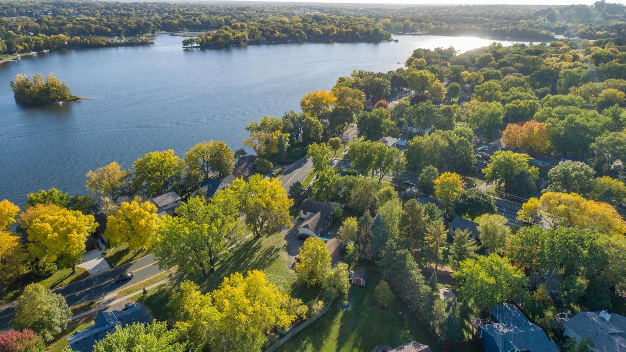 View of Residential at 800 Crystal Lake Road, Burnsville MN 55306, Burnsville (60 of 63) - Mike Wilen | Minnesota Team Real Estate