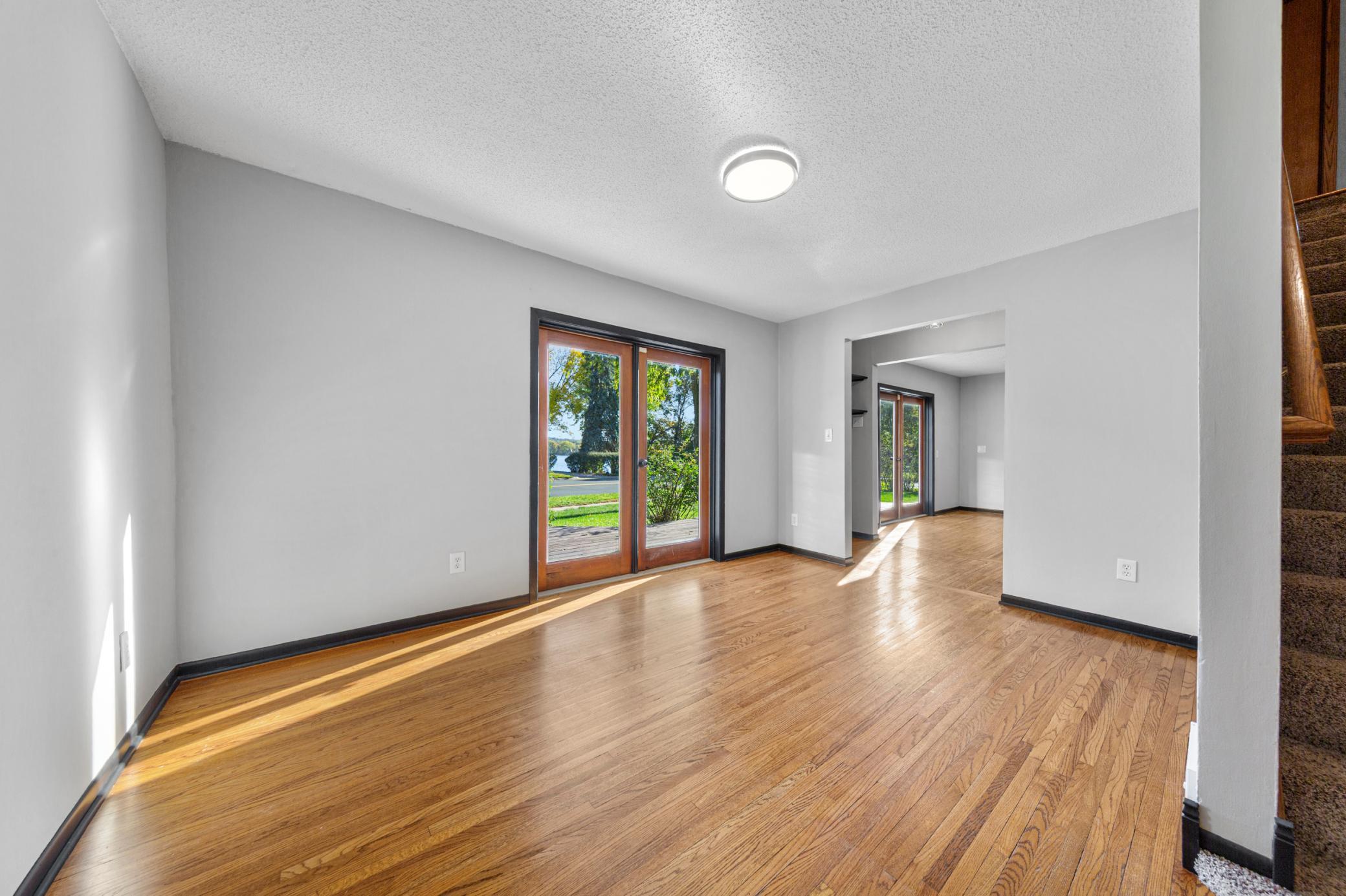 View of Residential at 800 Crystal Lake Road, Burnsville MN 55306, Burnsville (18 of 63) - Mike Wilen | Minnesota Team Real Estate