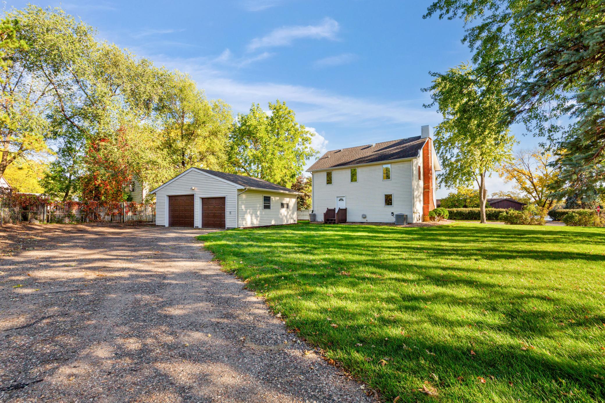 View of Residential at 800 Crystal Lake Road, Burnsville MN 55306, Burnsville (12 of 63) - Mike Wilen | Minnesota Team Real Estate