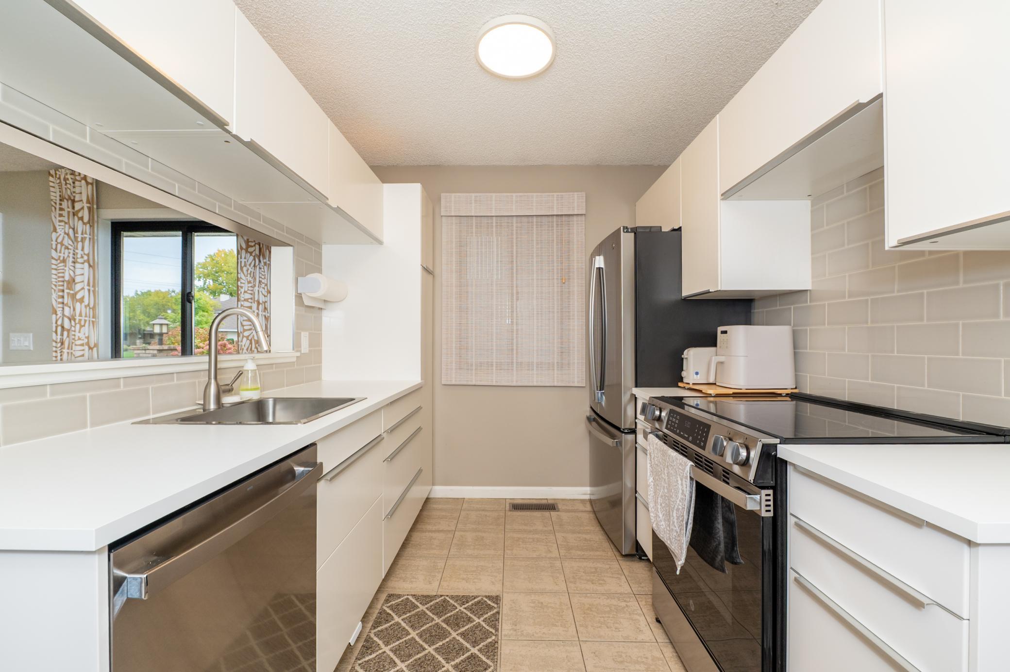 View of Residential at 7489 Vinewood Lane, Maple Grove MN 55311, Maple Grove (7 of 20) - Mike Wilen | Minnesota Team Real Estate