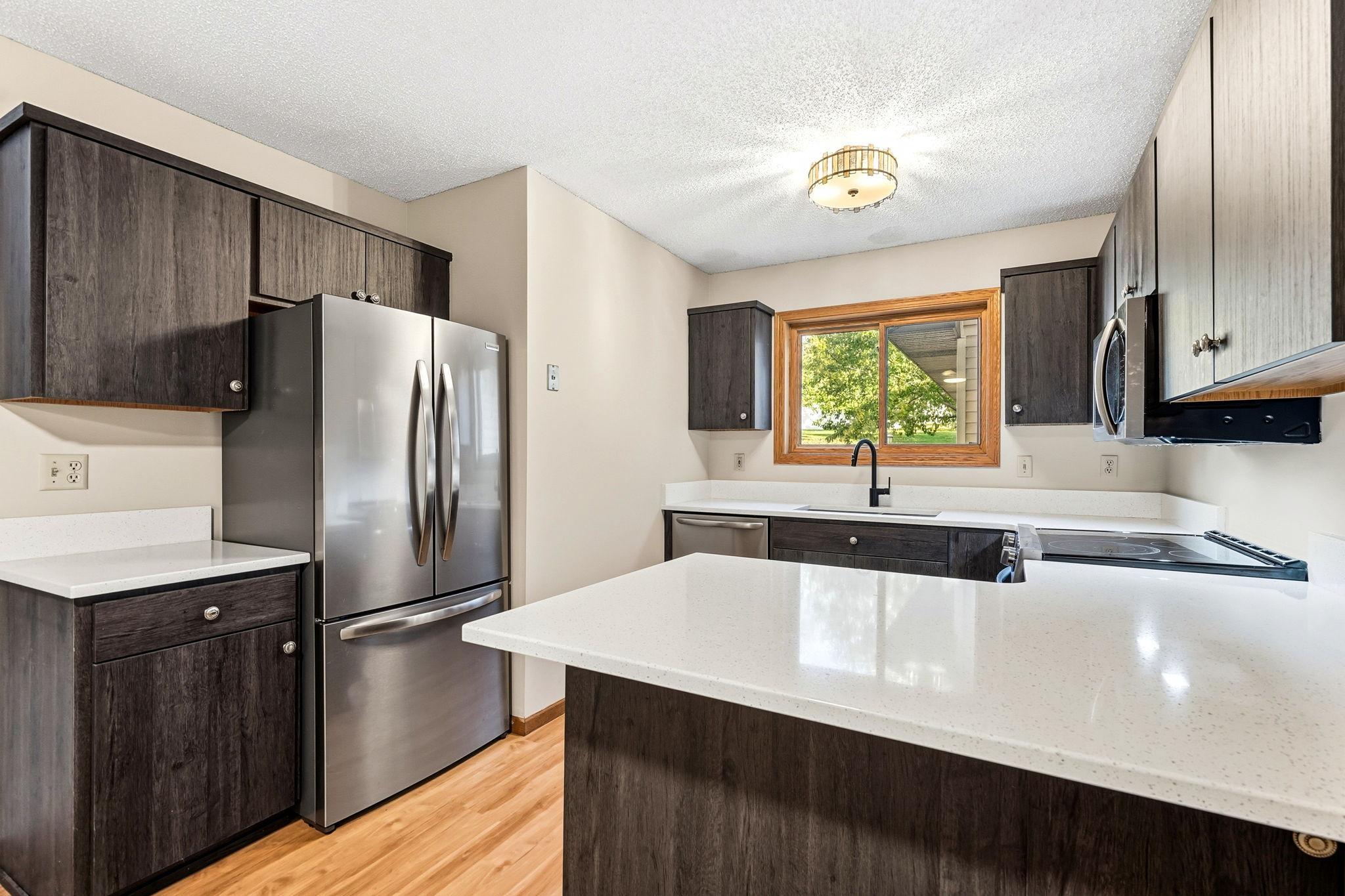 View of Residential at 5545 Orleans Lane #6, Plymouth MN 55442, Plymouth (8 of 26) - Mike Wilen | Minnesota Team Real Estate