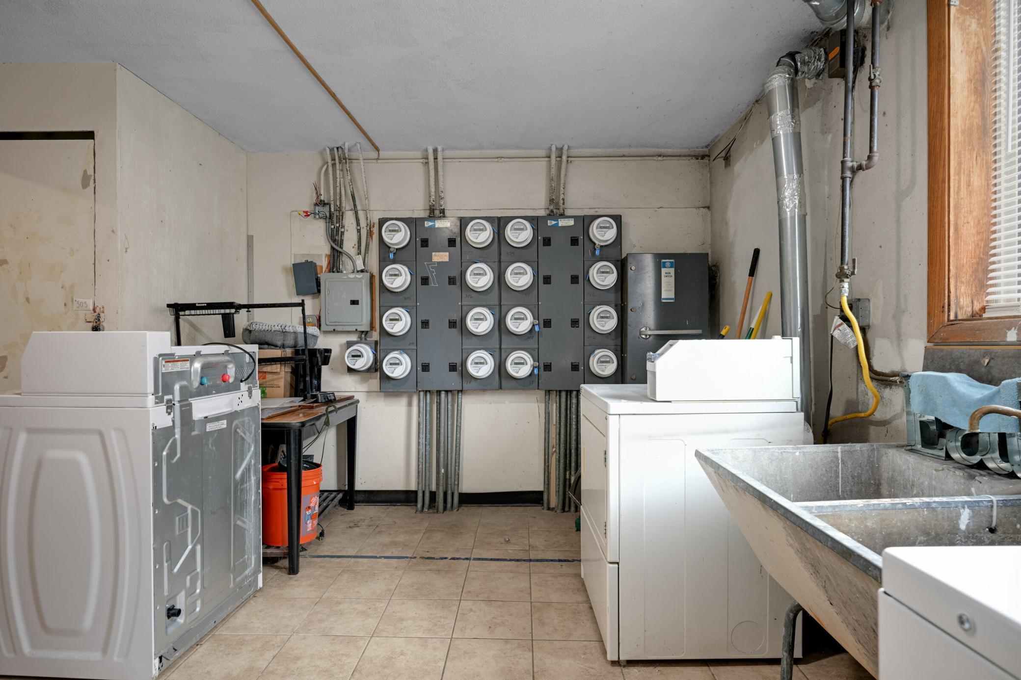 View of Commercial Sale at 1501 Marshall Street, Minneapolis MN 55413, Minneapolis (36 of 41) - Mike Wilen | Minnesota Team Real Estate