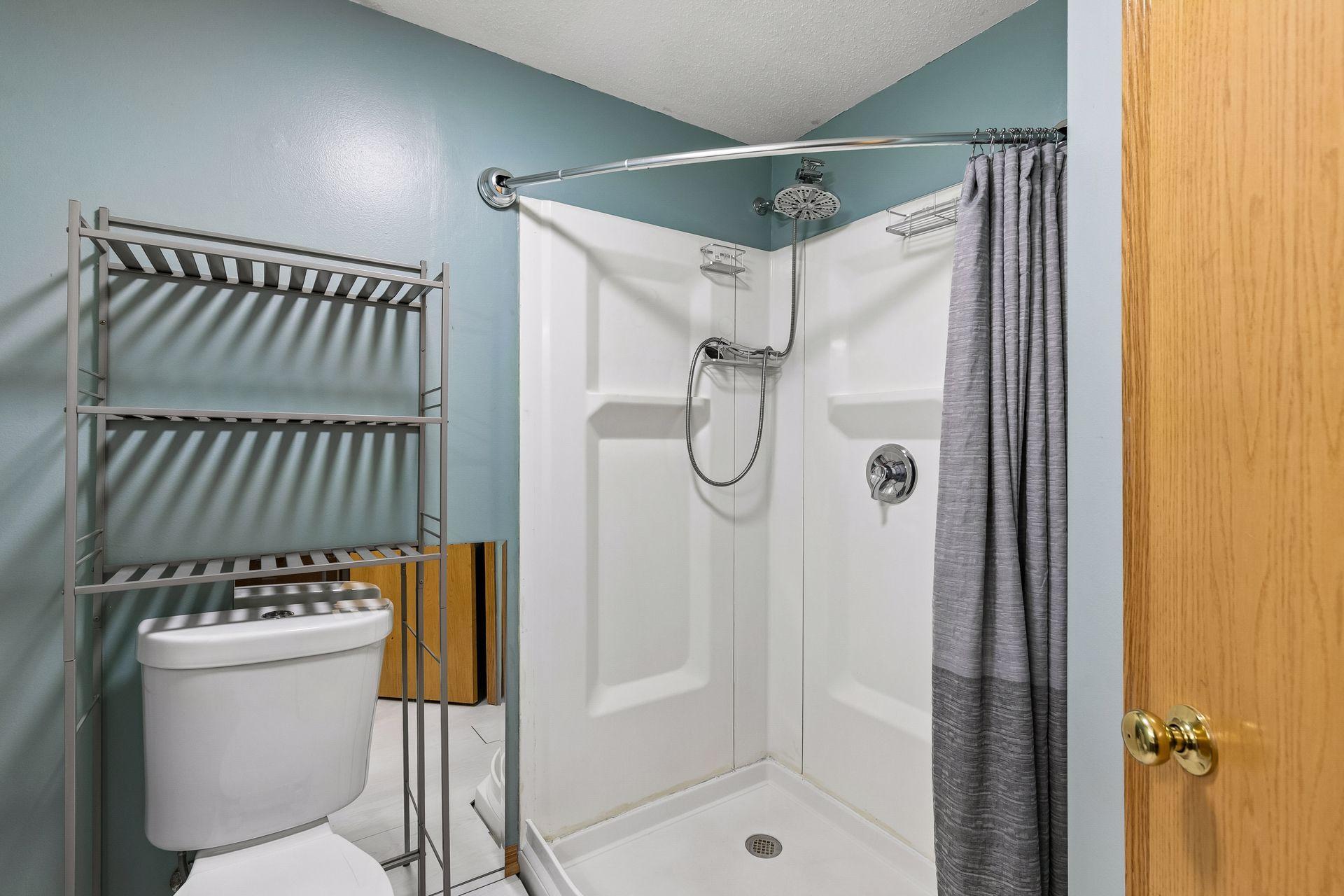 View of Residential at 15576 Finch Avenue, Apple Valley MN 55124, Apple Valley (27 of 38) - Mike Wilen | Minnesota Team Real Estate