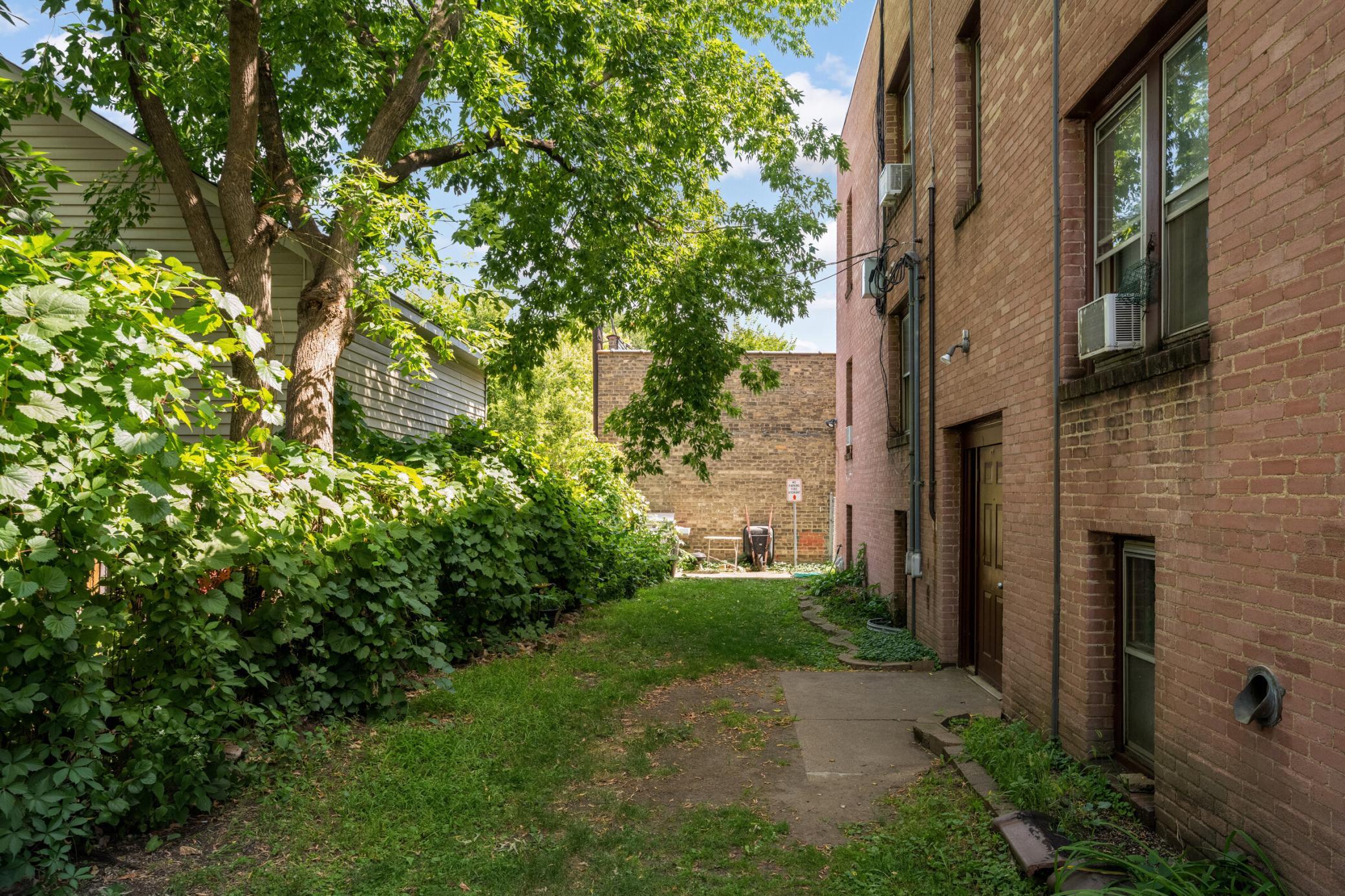 View of Commercial Sale at 1171 Selby Avenue, Saint Paul MN 55104, Saint Paul (42 of 45) - Mike Wilen | Minnesota Team Real Estate