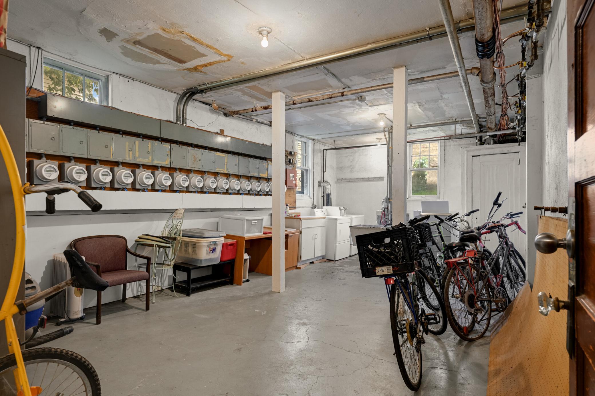 View of Commercial Sale at 1171 Selby Avenue, Saint Paul MN 55104, Saint Paul (37 of 45) - Mike Wilen | Minnesota Team Real Estate