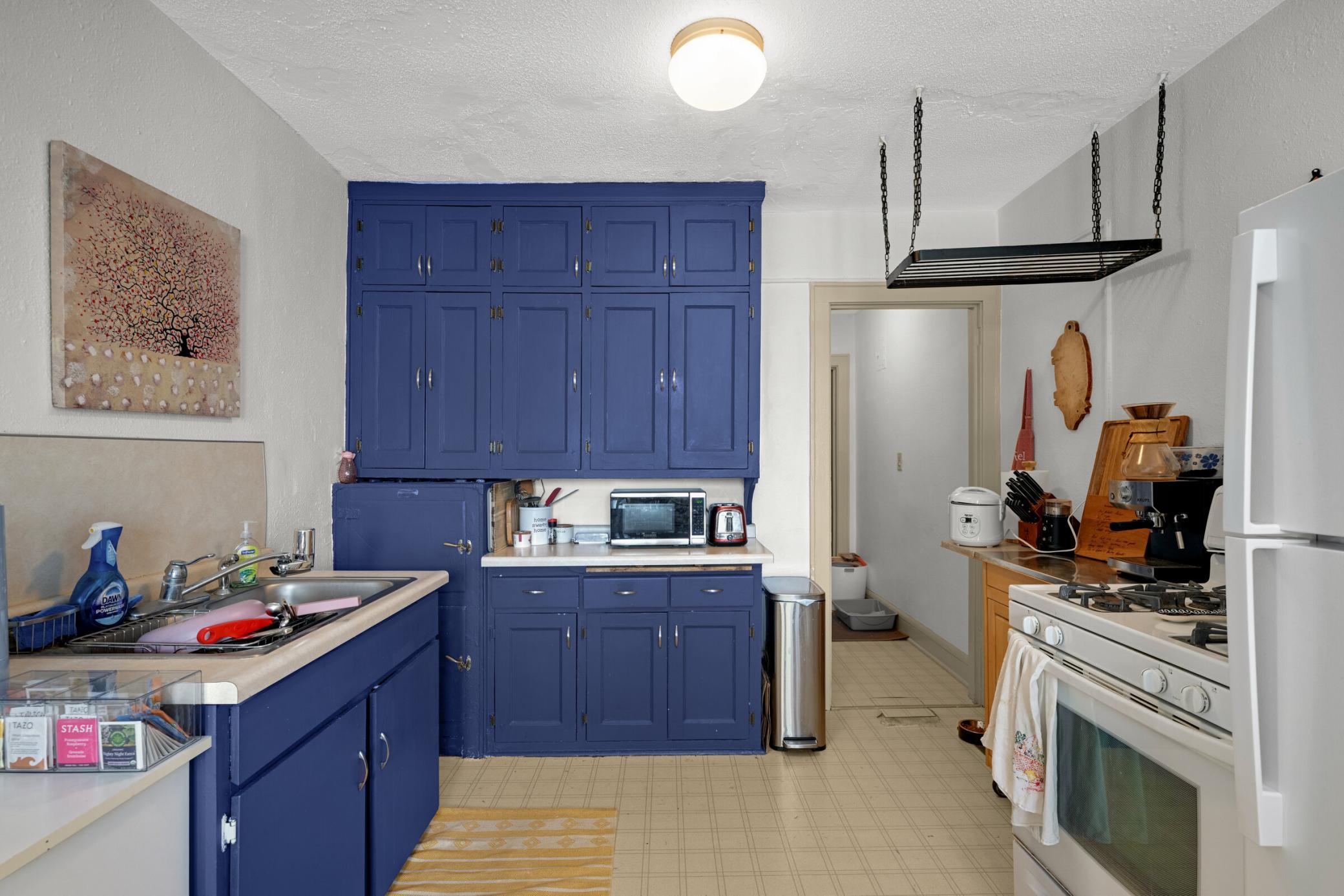 View of Commercial Sale at 1171 Selby Avenue, Saint Paul MN 55104, Saint Paul (10 of 45) - Mike Wilen | Minnesota Team Real Estate