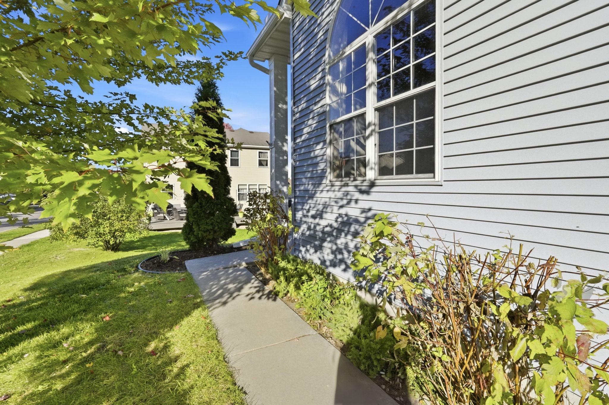 View of Residential at 17994 89th Place, Maple Grove MN 55311, Maple Grove (48 of 53) - Mike Wilen | Minnesota Team Real Estate