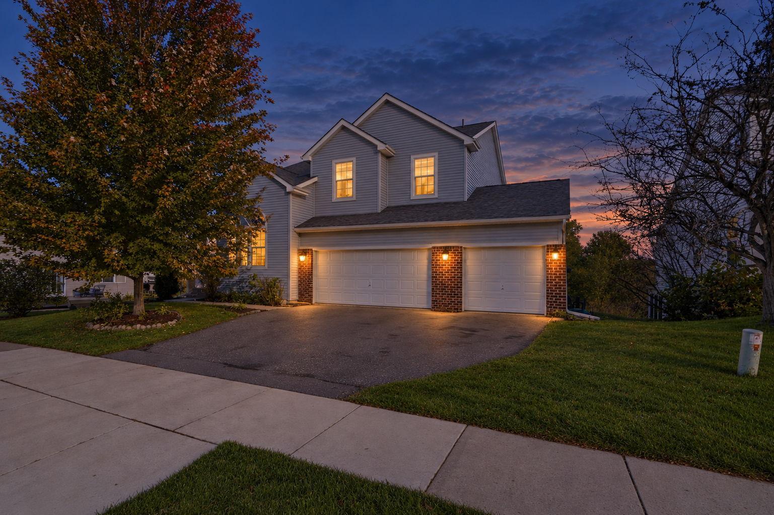 View of Single Family at 17994 89th Place, Maple Grove - Mike Wilen | Minnesota Team Real Estate